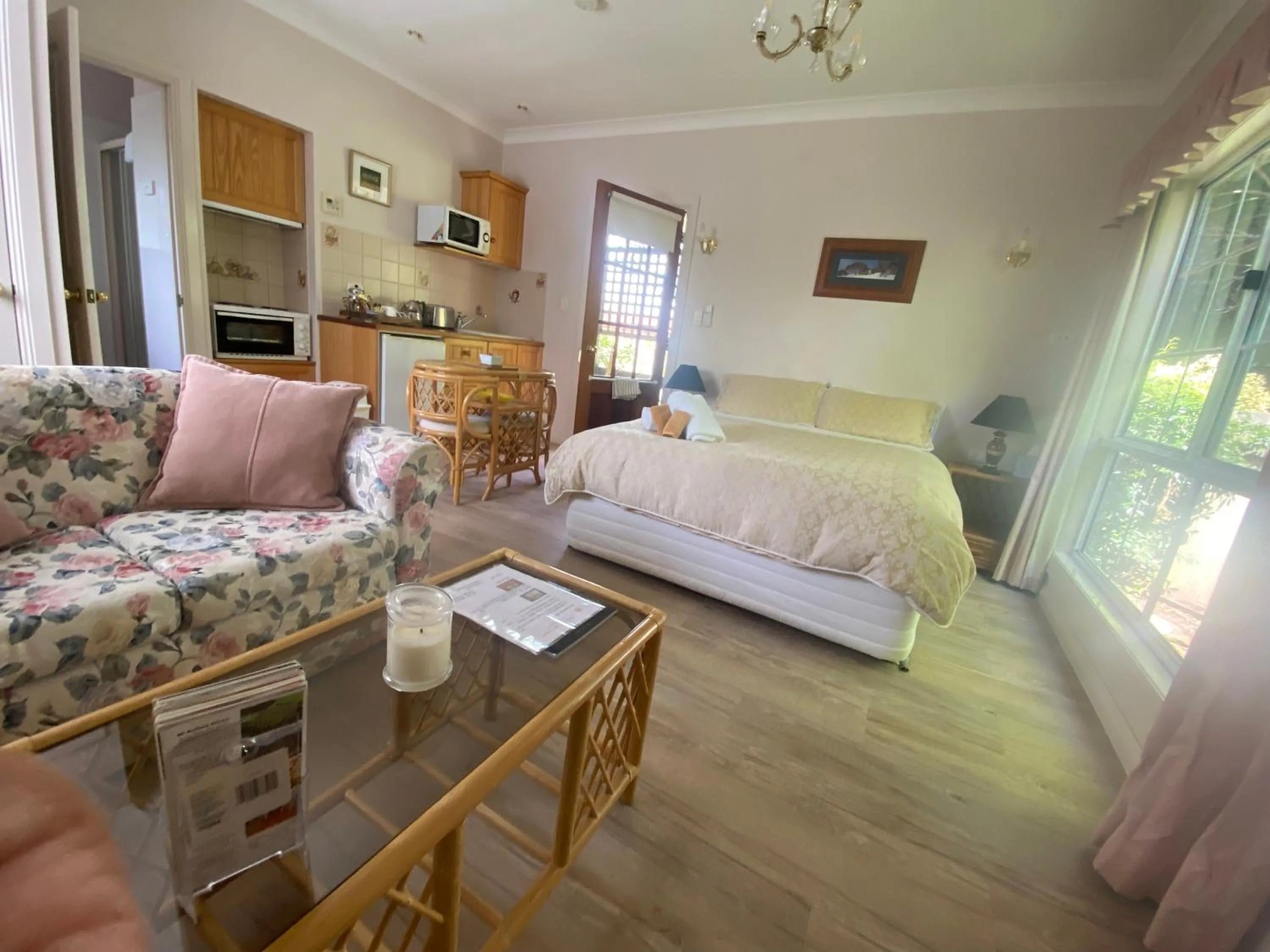 Photo of the whole room in Chalets Lumineux