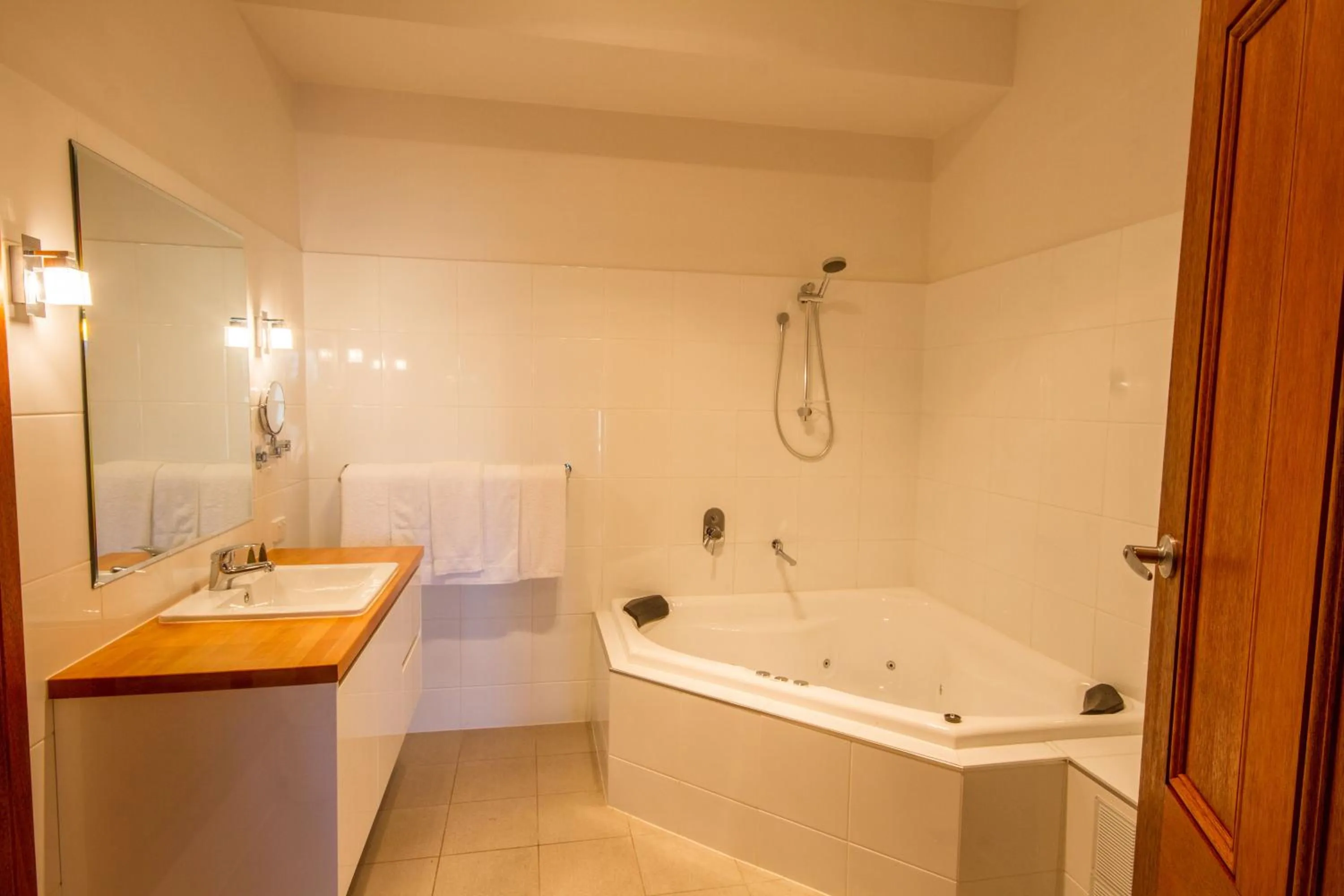 Spa and wellness centre/facilities in Birdwood Motel