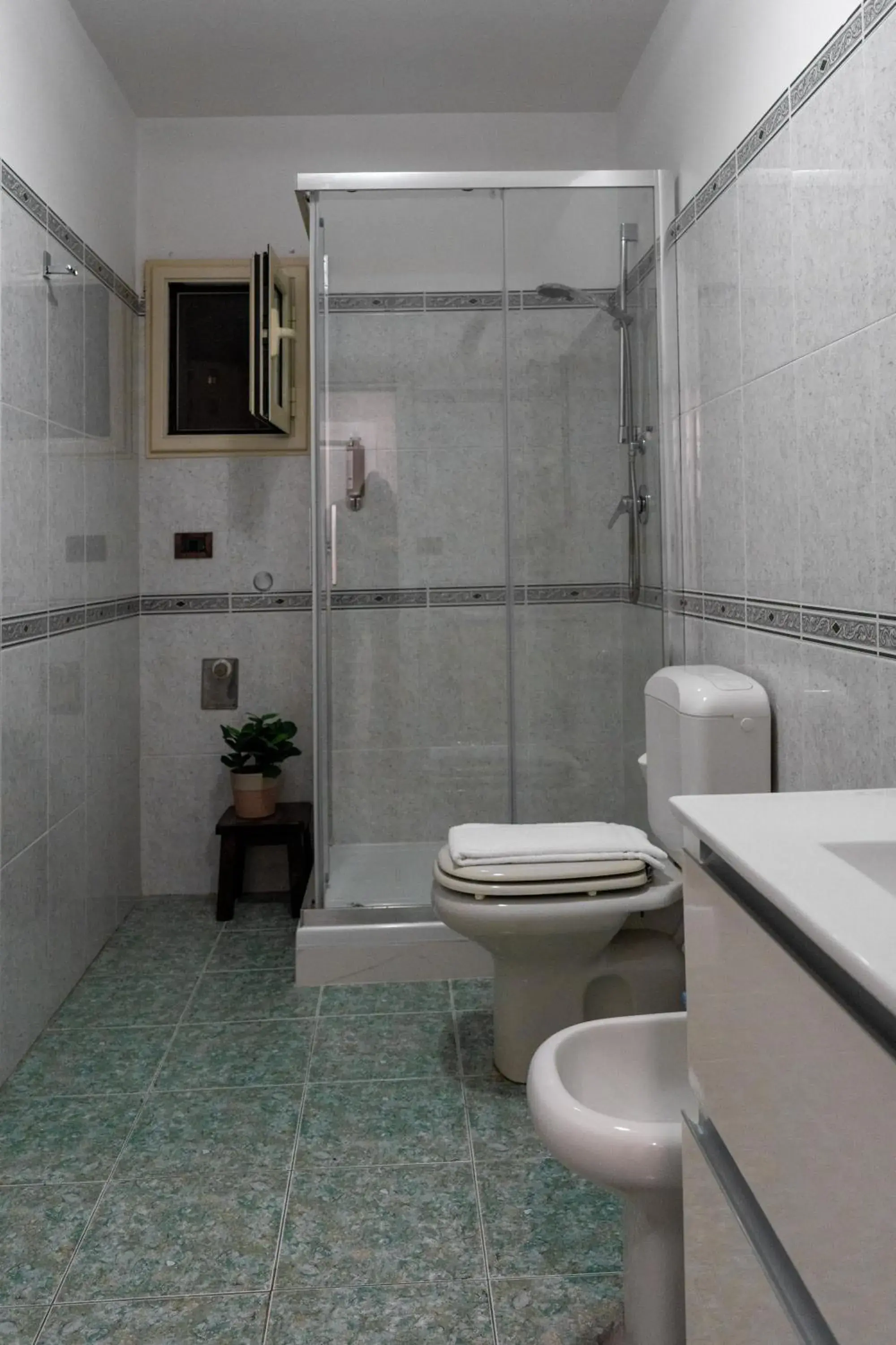 Triple Room with Private Bathroom - single occupancy in La Rosa Di Firenze B&B Triple Room with Private Bathroom - single occupancy in La Rosa Di Firenze B&B