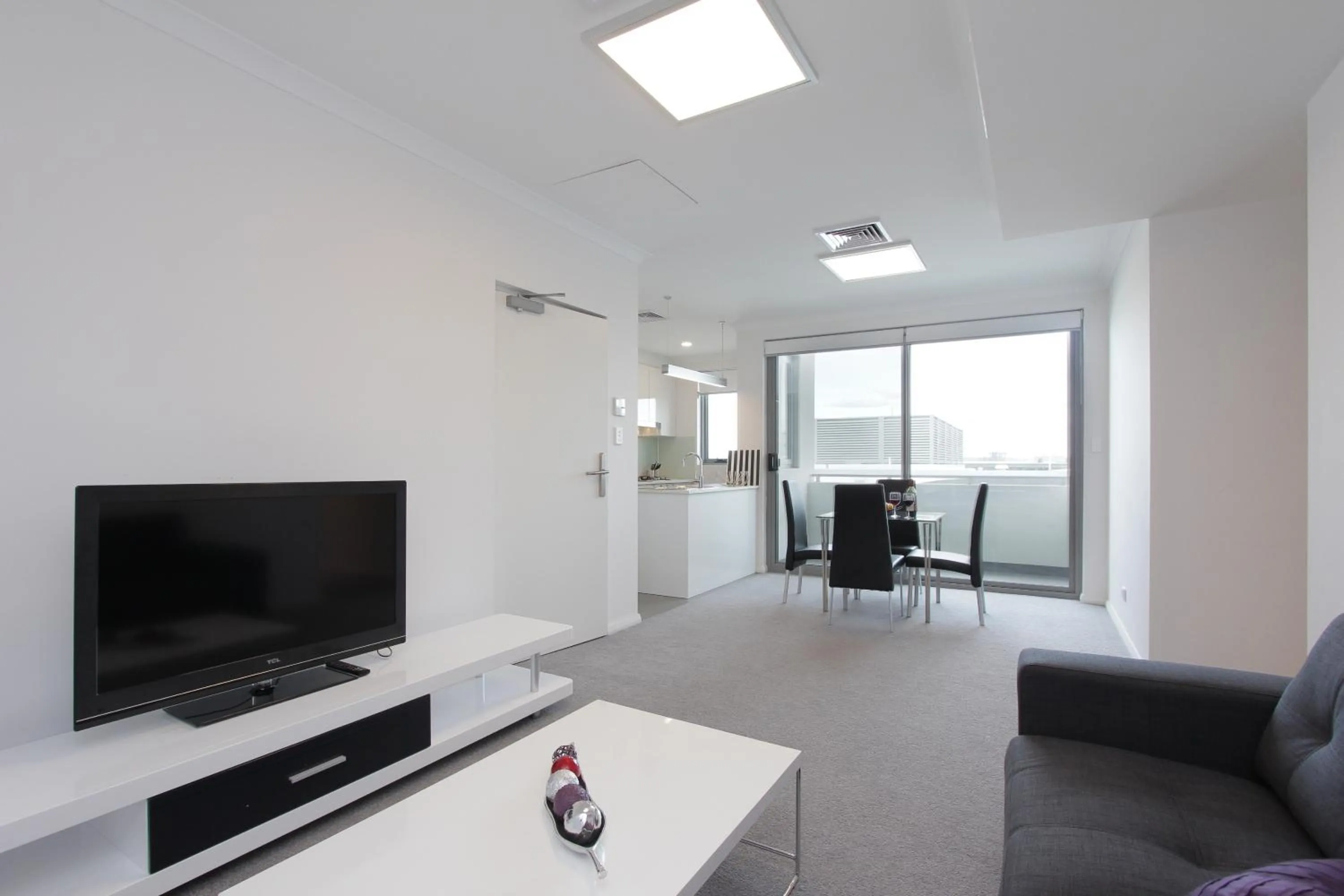 Communal lounge/ TV room in 188 Apartments