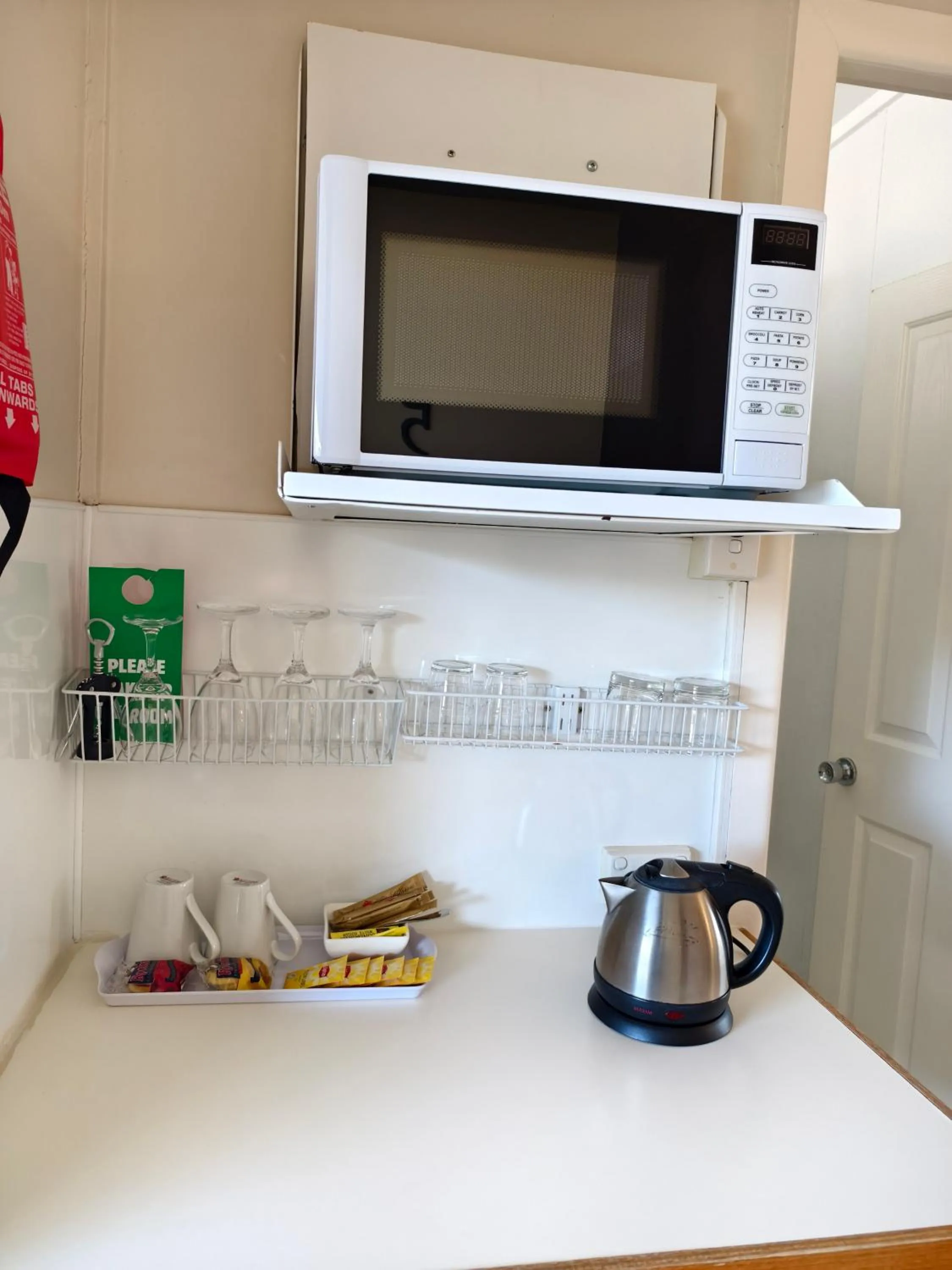 Donald Riverside Motel