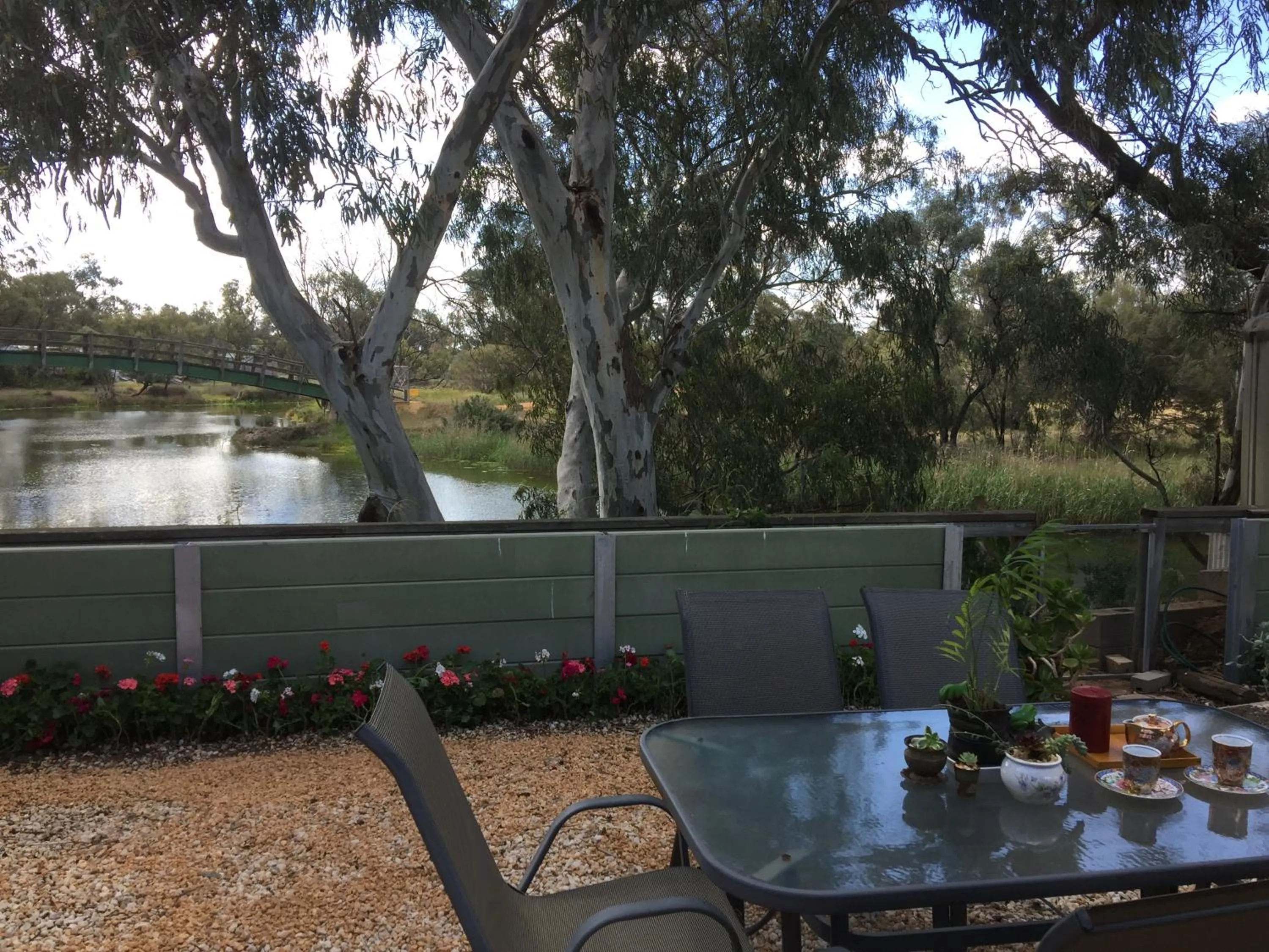 Lounge or bar in Donald Riverside Motel