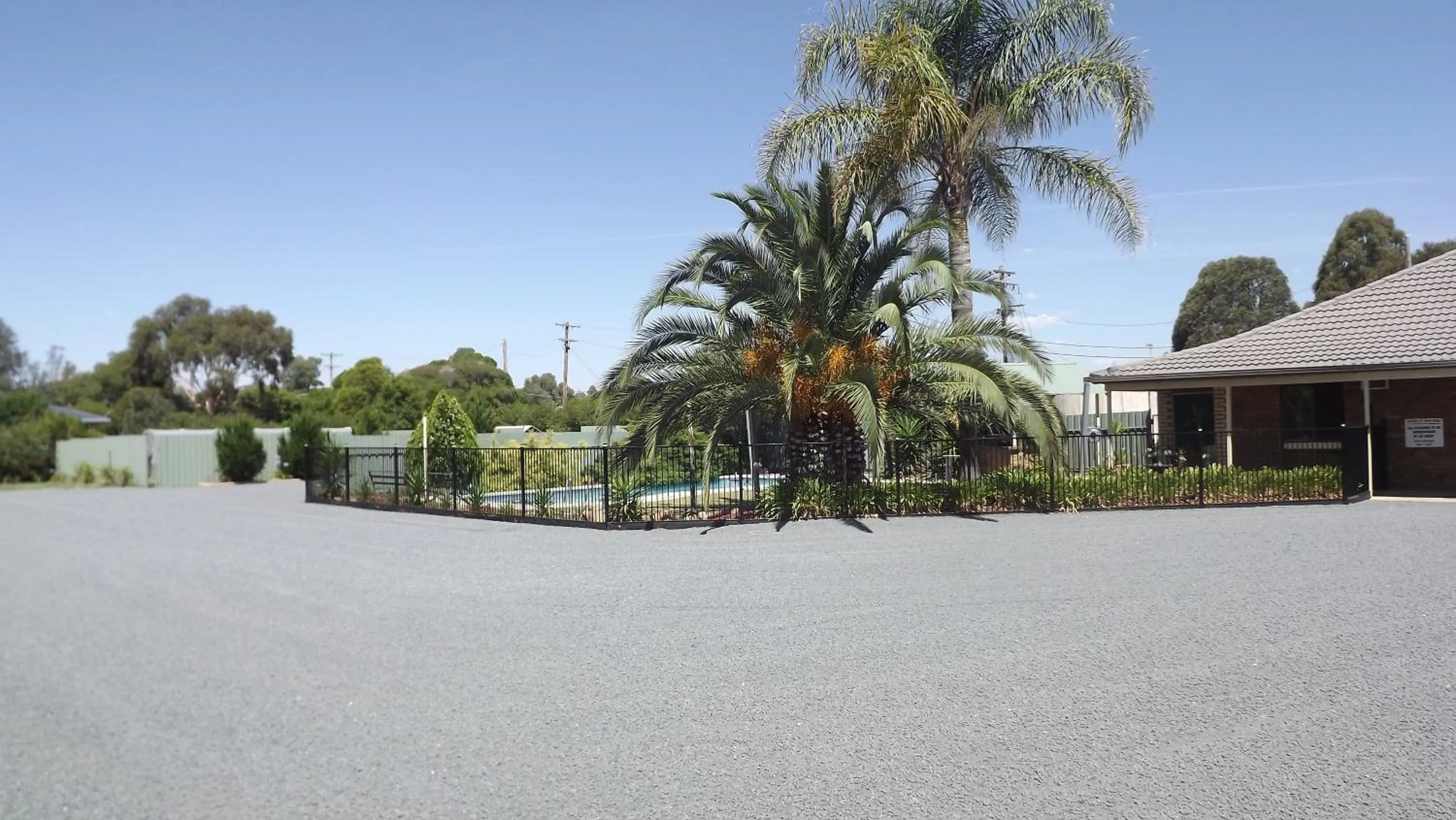 Area and facilities in Culcairn Motor Inn