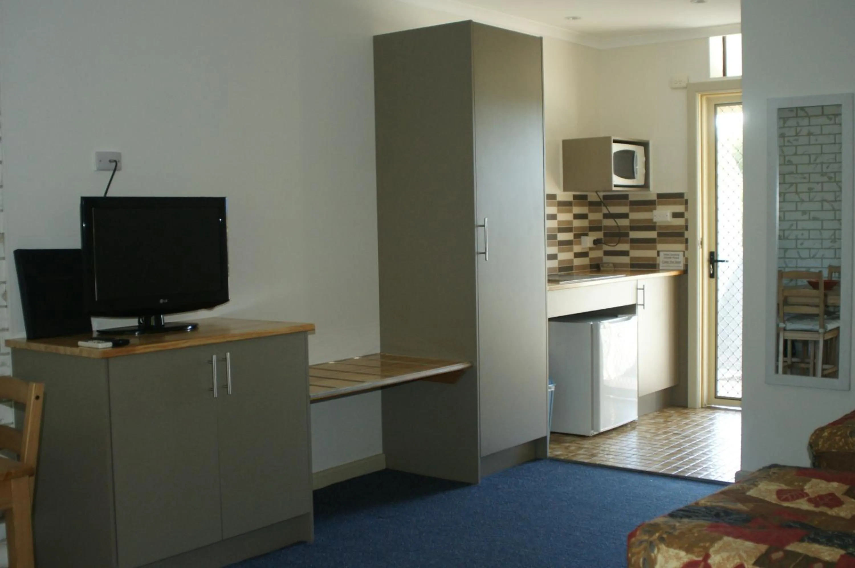 Kitchen or kitchenette in Culcairn Motor Inn