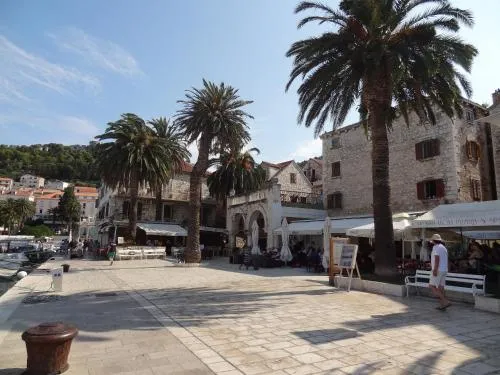 Inn Town Center