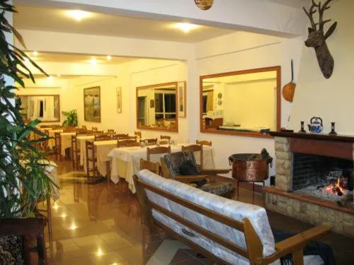 Restaurant/places to eat in Athina Hotel