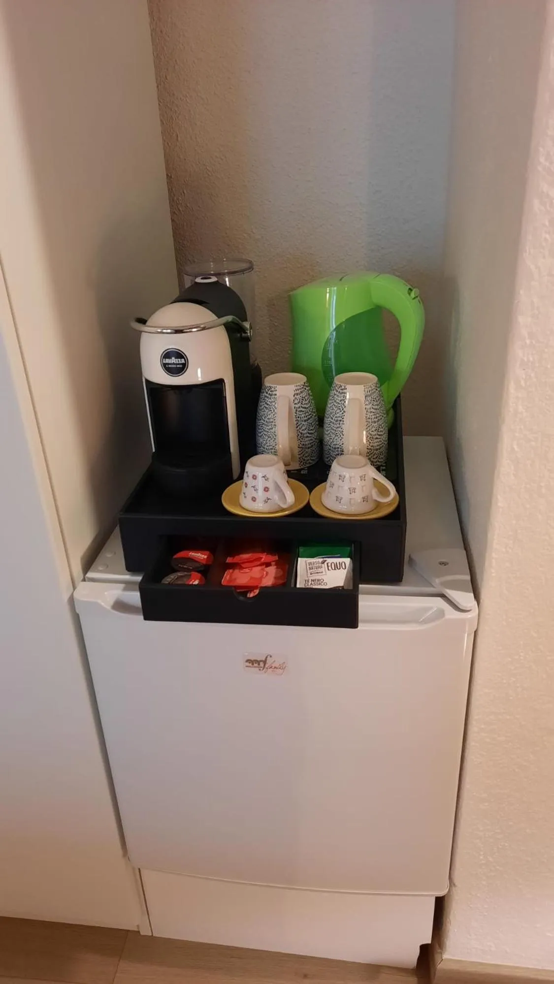 Coffee/tea facilities in Villa Kuky