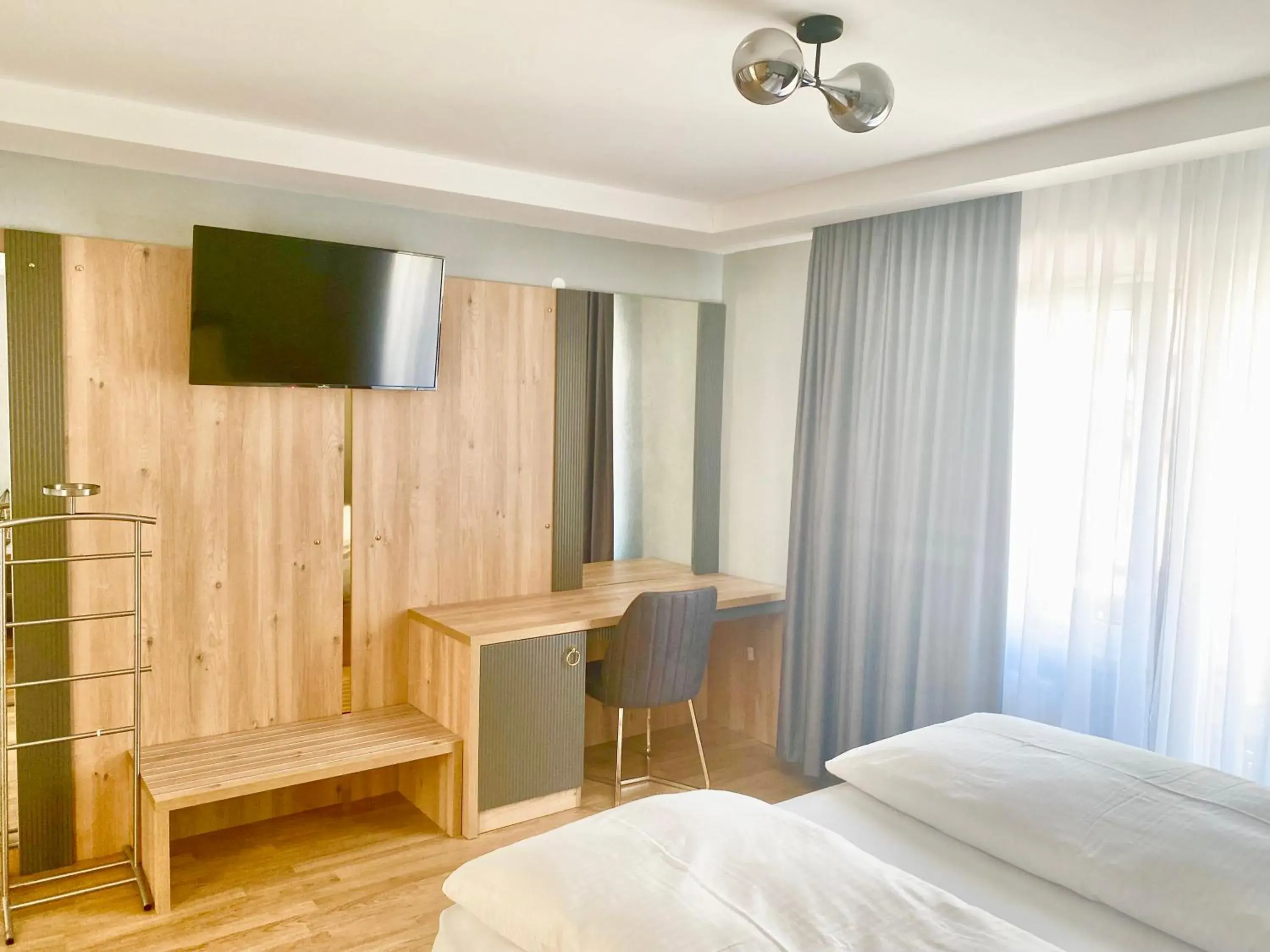 Double Room in Louis Hotels Double Room in Louis Hotels