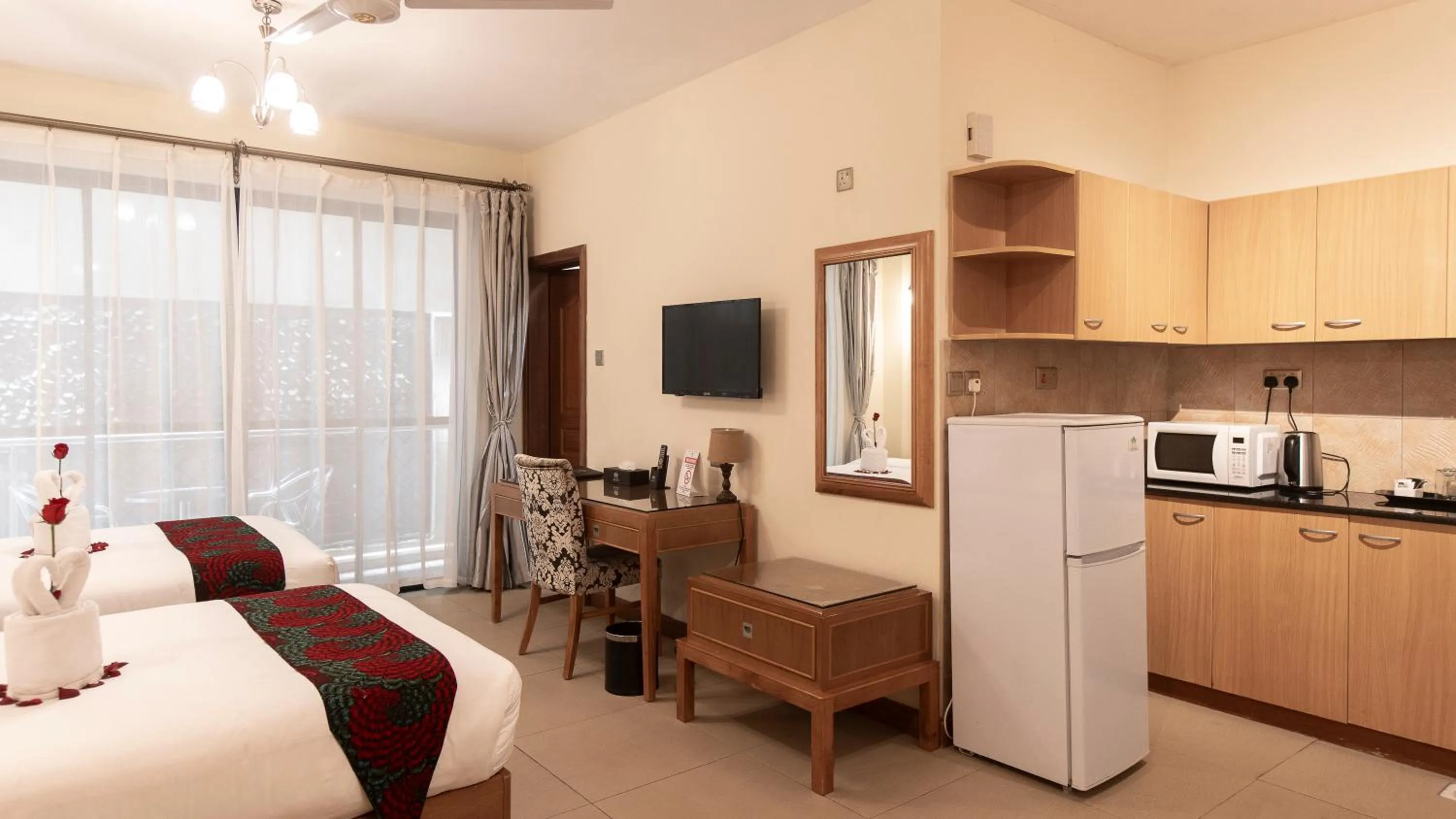 TV and multimedia in Lotos Inn & Suites, Nairobi