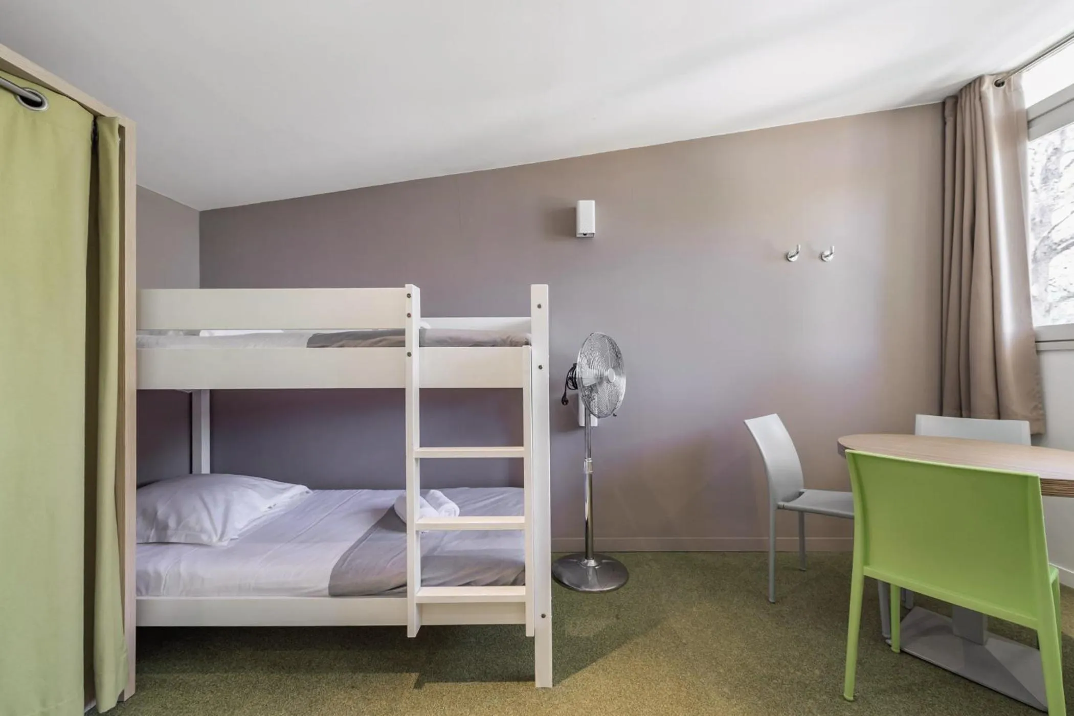 Bedroom, Bed in Belambra Clubs Le Pradet - Lou Pigno