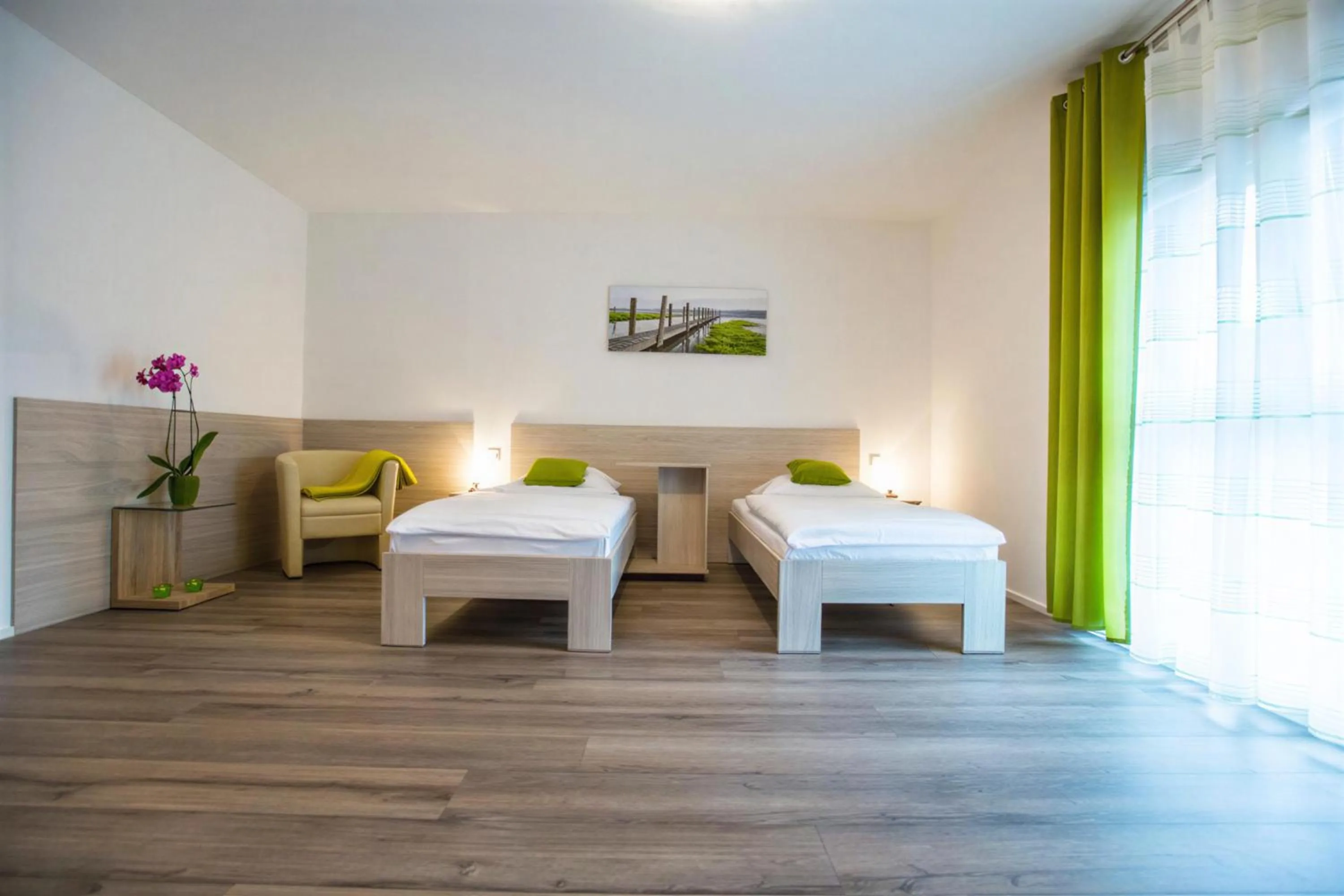 Bed in Hotel ANNA - Düsseldorf - Hilden