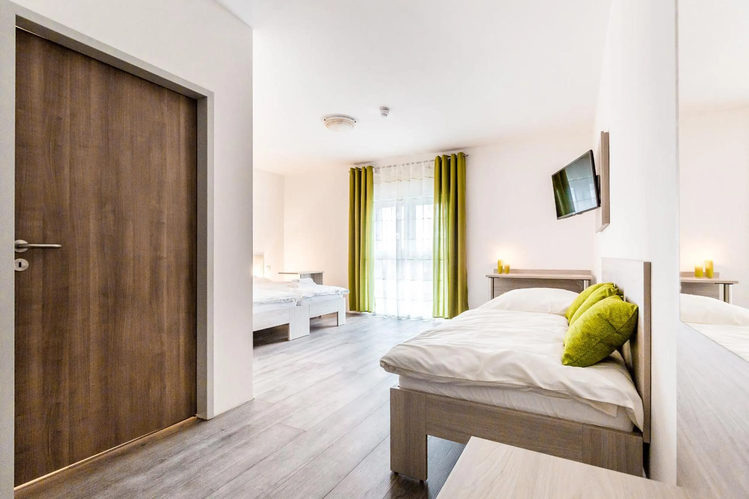 Bed in Hotel ANNA - Düsseldorf - Hilden