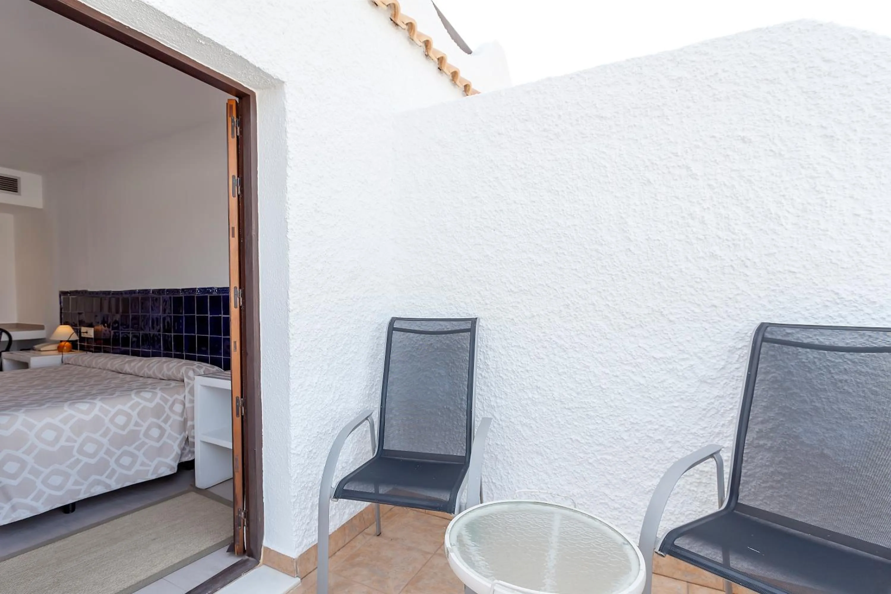 Balcony/Terrace, Bed in Doña Pakyta