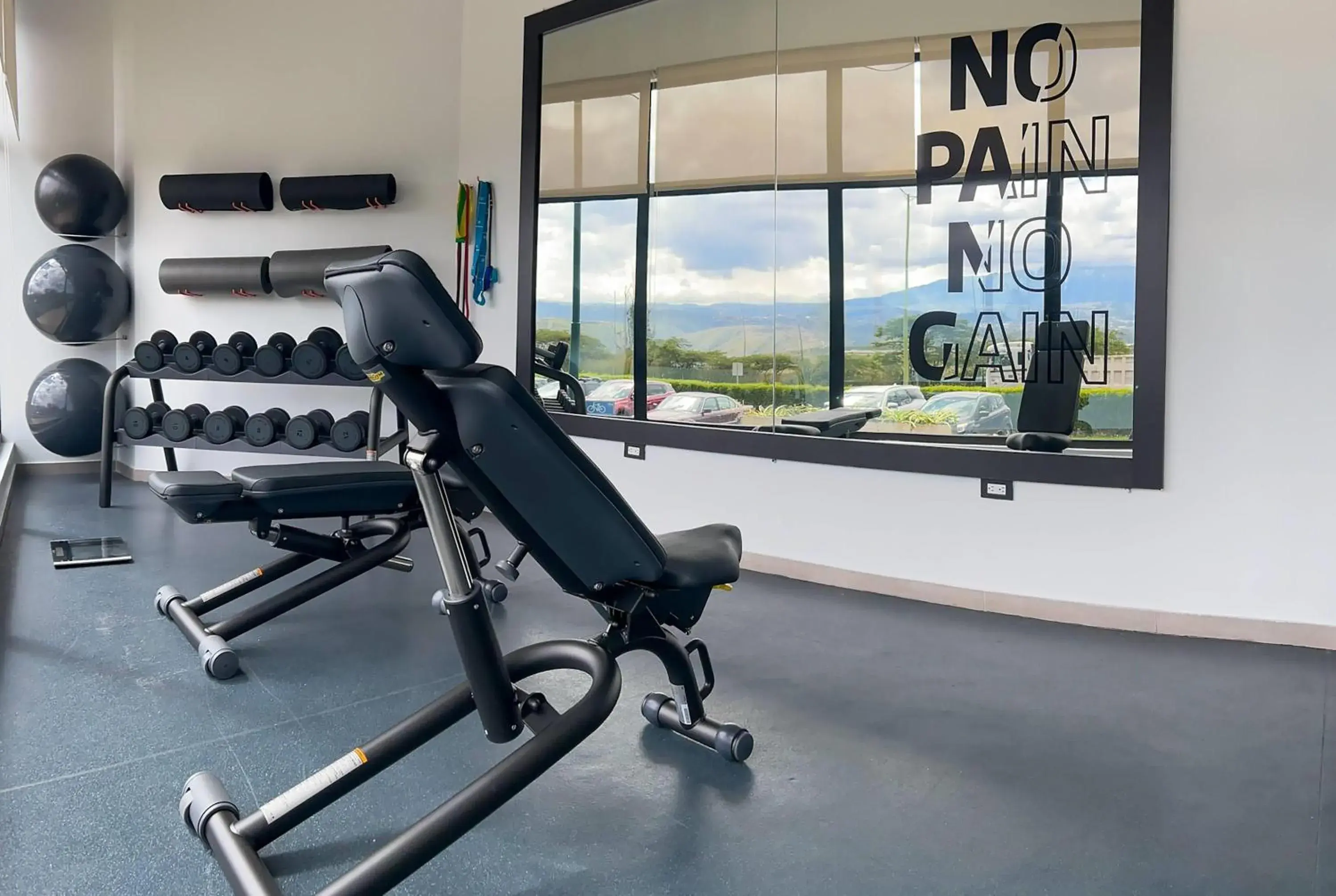 Fitness centre/facilities in Wyndham Quito Airport Fitness centre/facilities in Wyndham Quito Airport