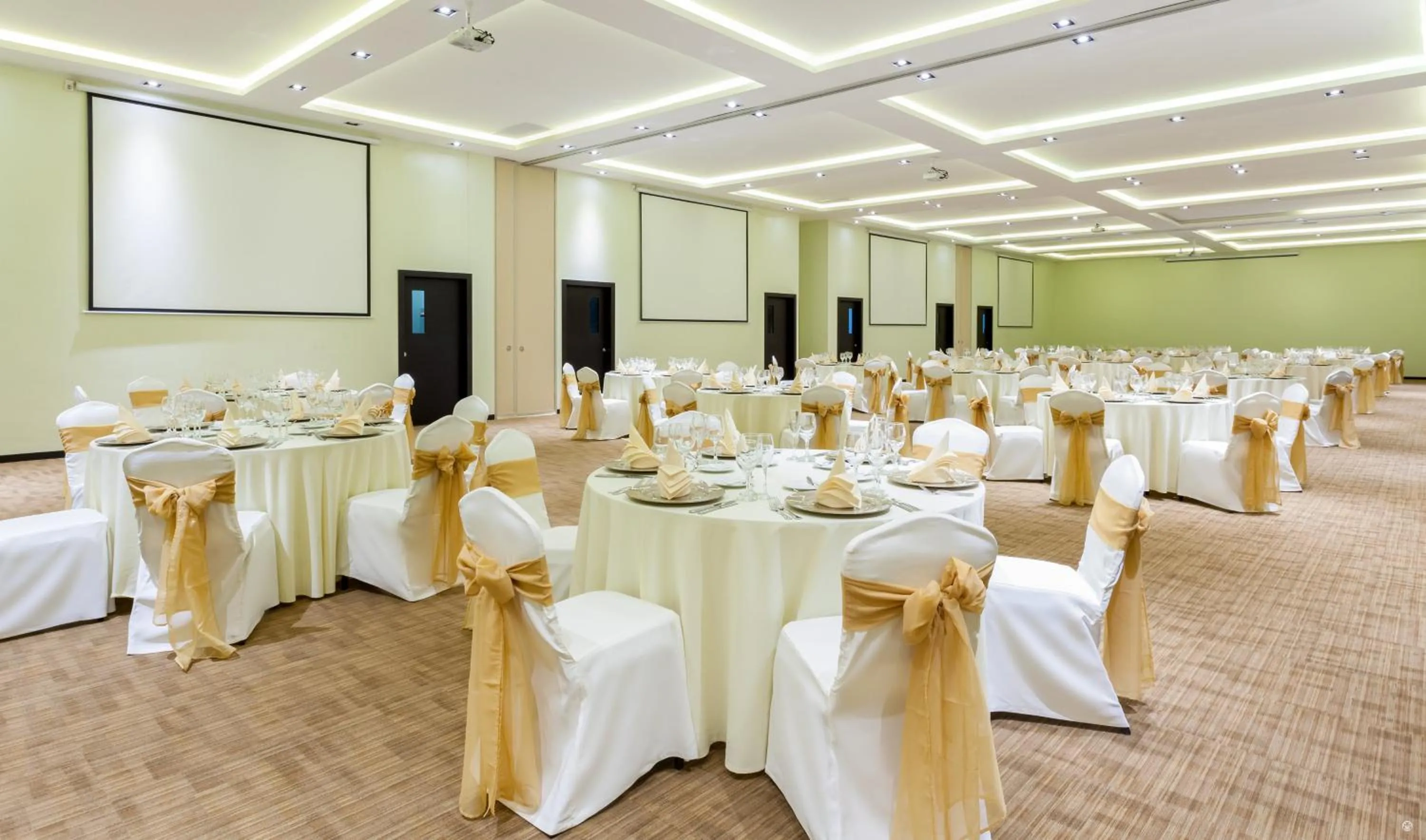 Business facilities in Wyndham Quito Airport