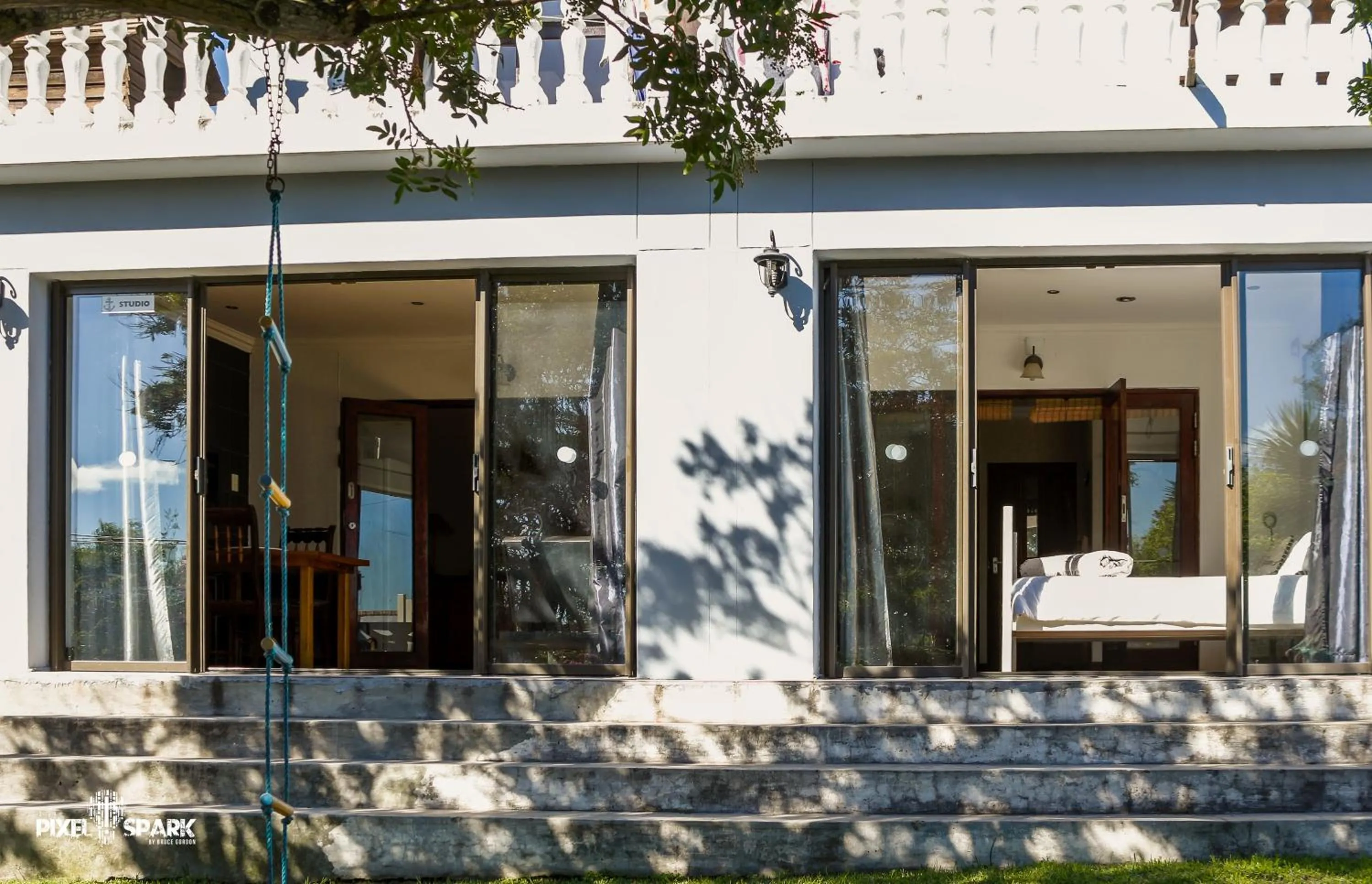 Facade/entrance in Tyday Accommodation