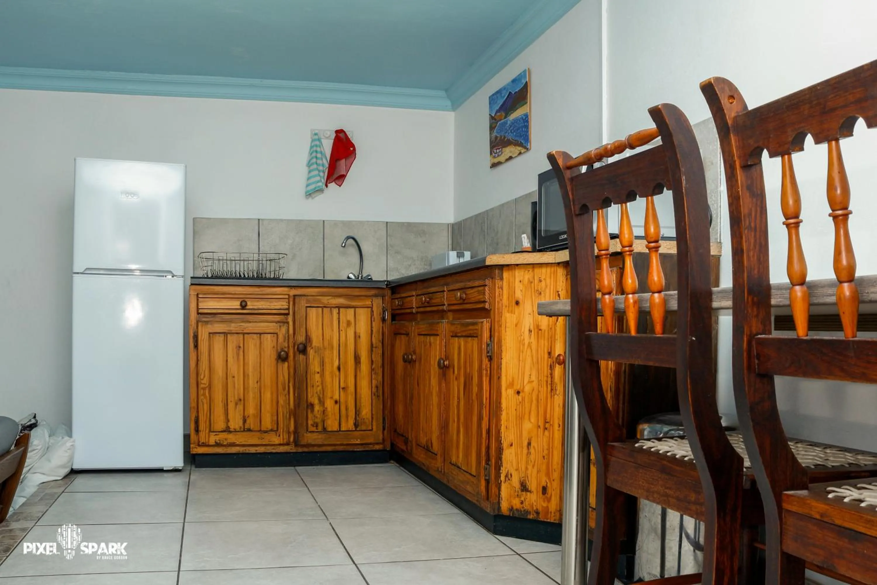 Kitchen or kitchenette in Tyday Accommodation