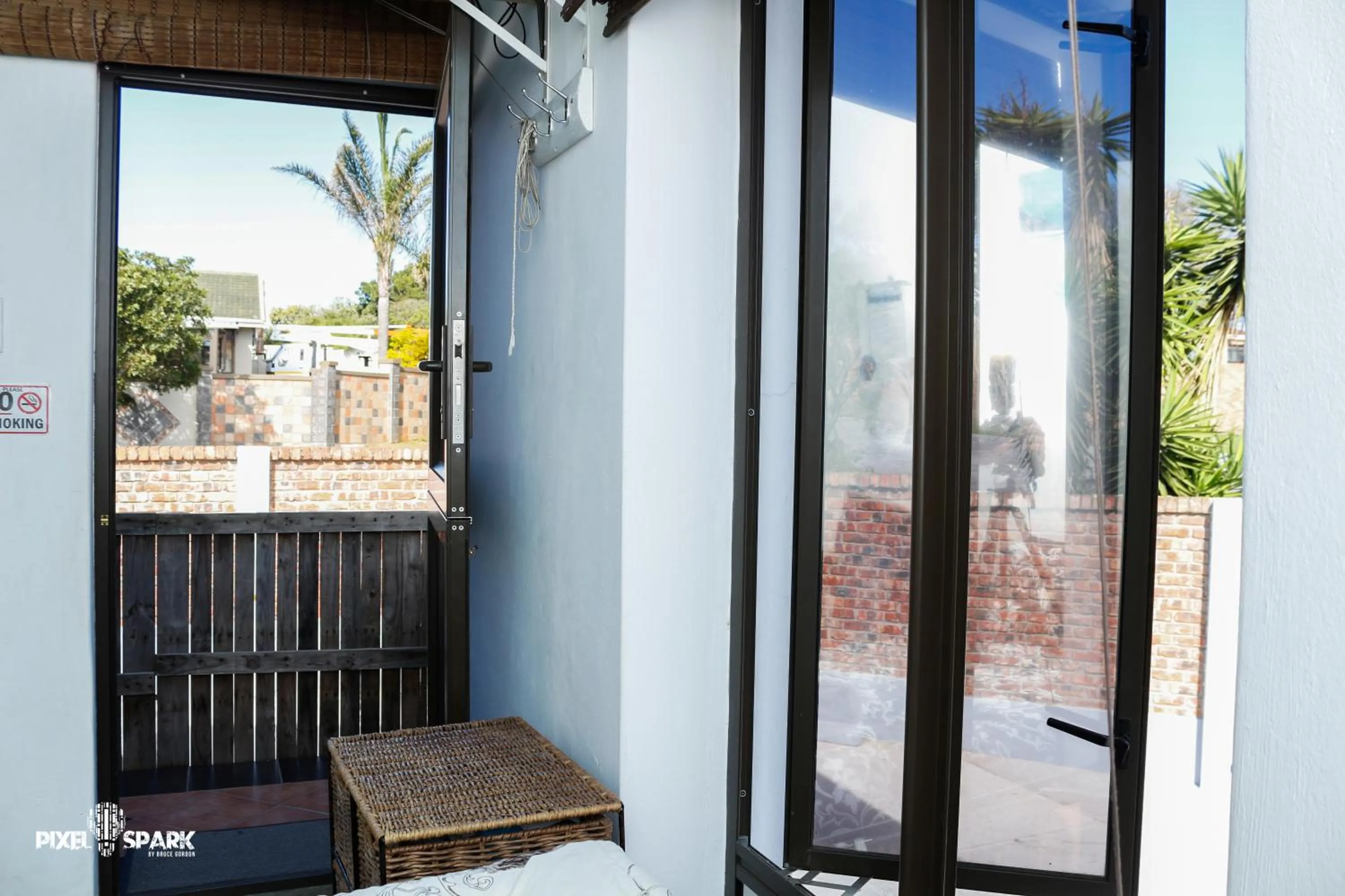Facade/entrance in Tyday Accommodation