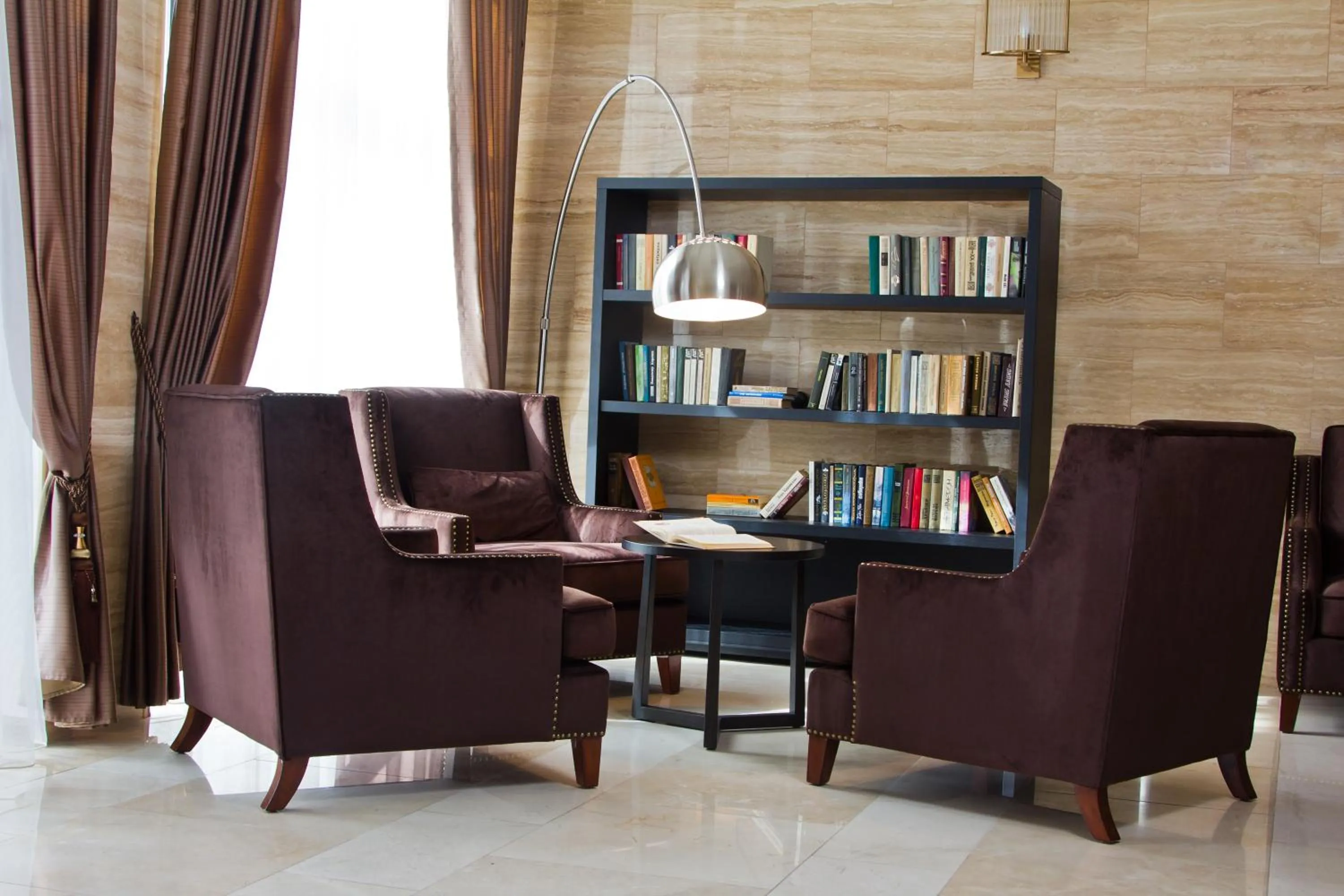 Library in Garden Hotel