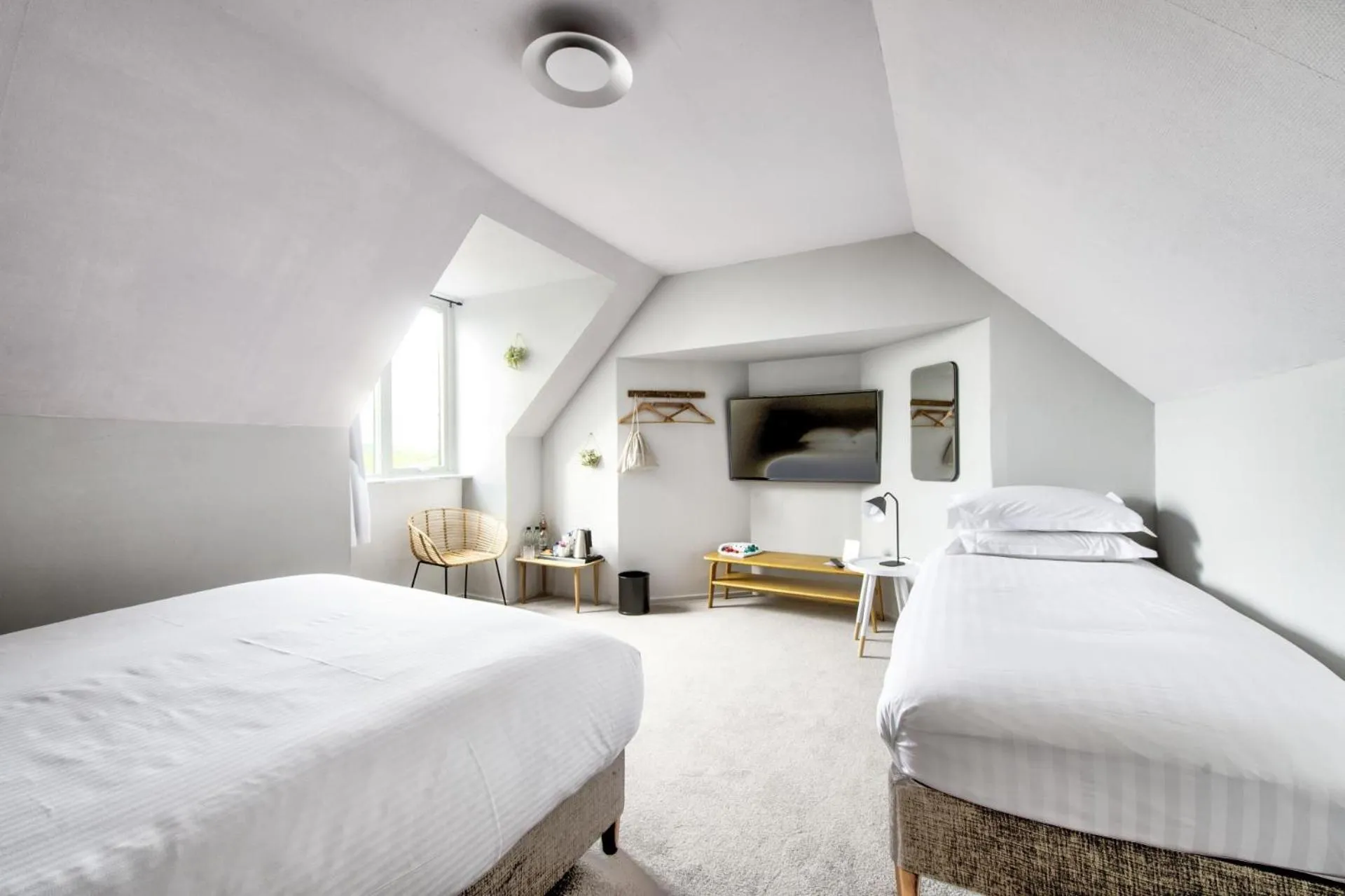 Bedroom, Bed in The Castle Hotel