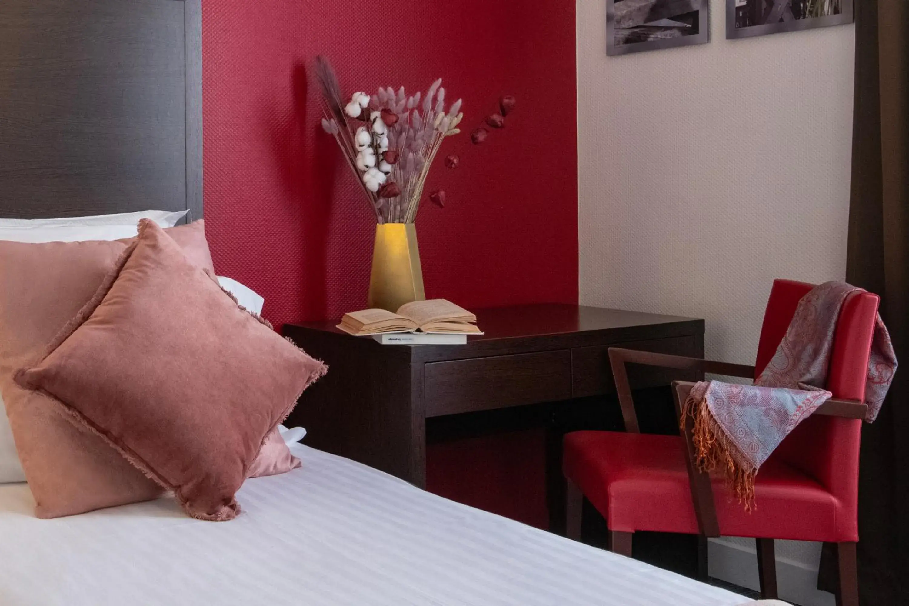 Single Room in Hôtel Vendôme Menton Single Room in Hôtel Vendôme Menton