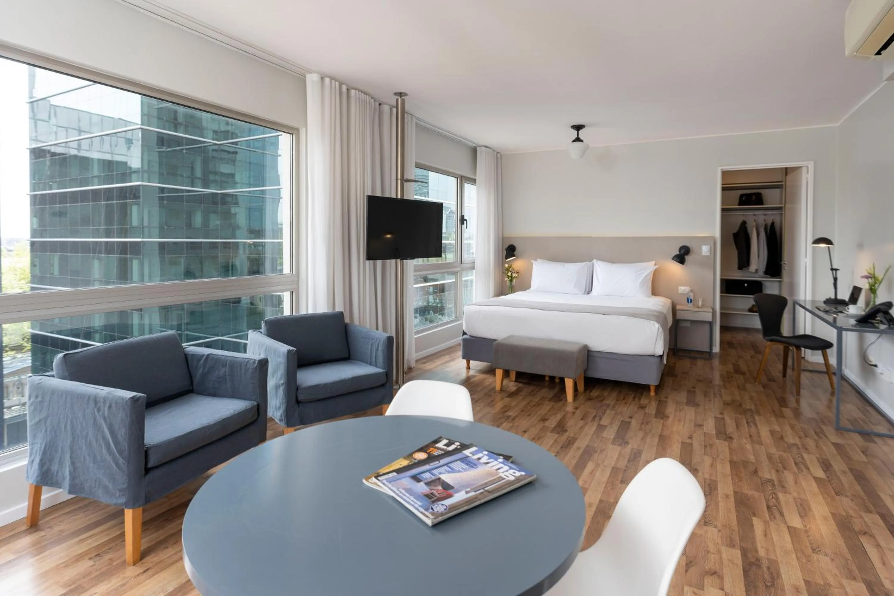 Dining area, Bed in Almarena Madero Urbano Affiliated by Melia