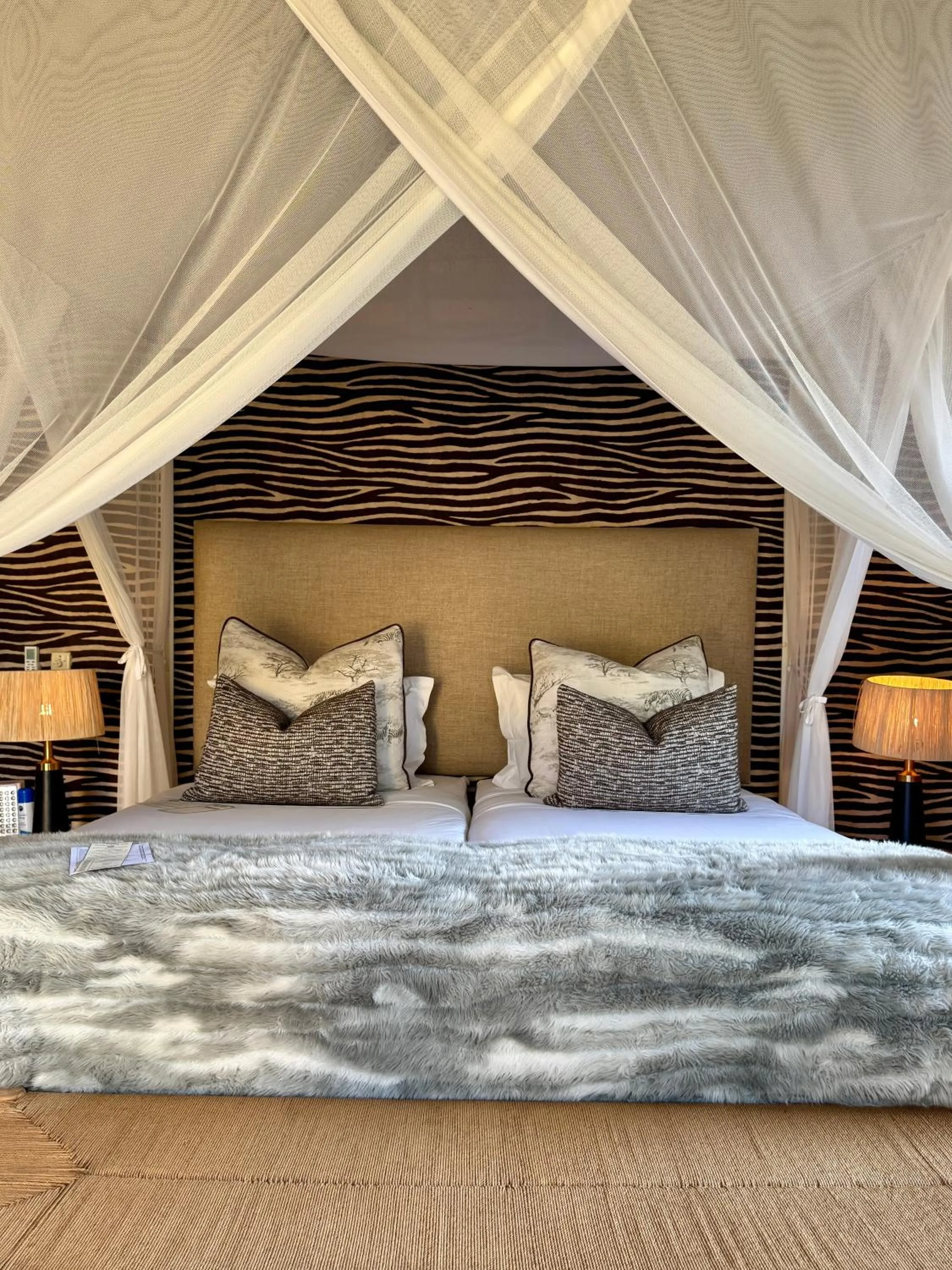 Bed in Xanatseni Private Camp