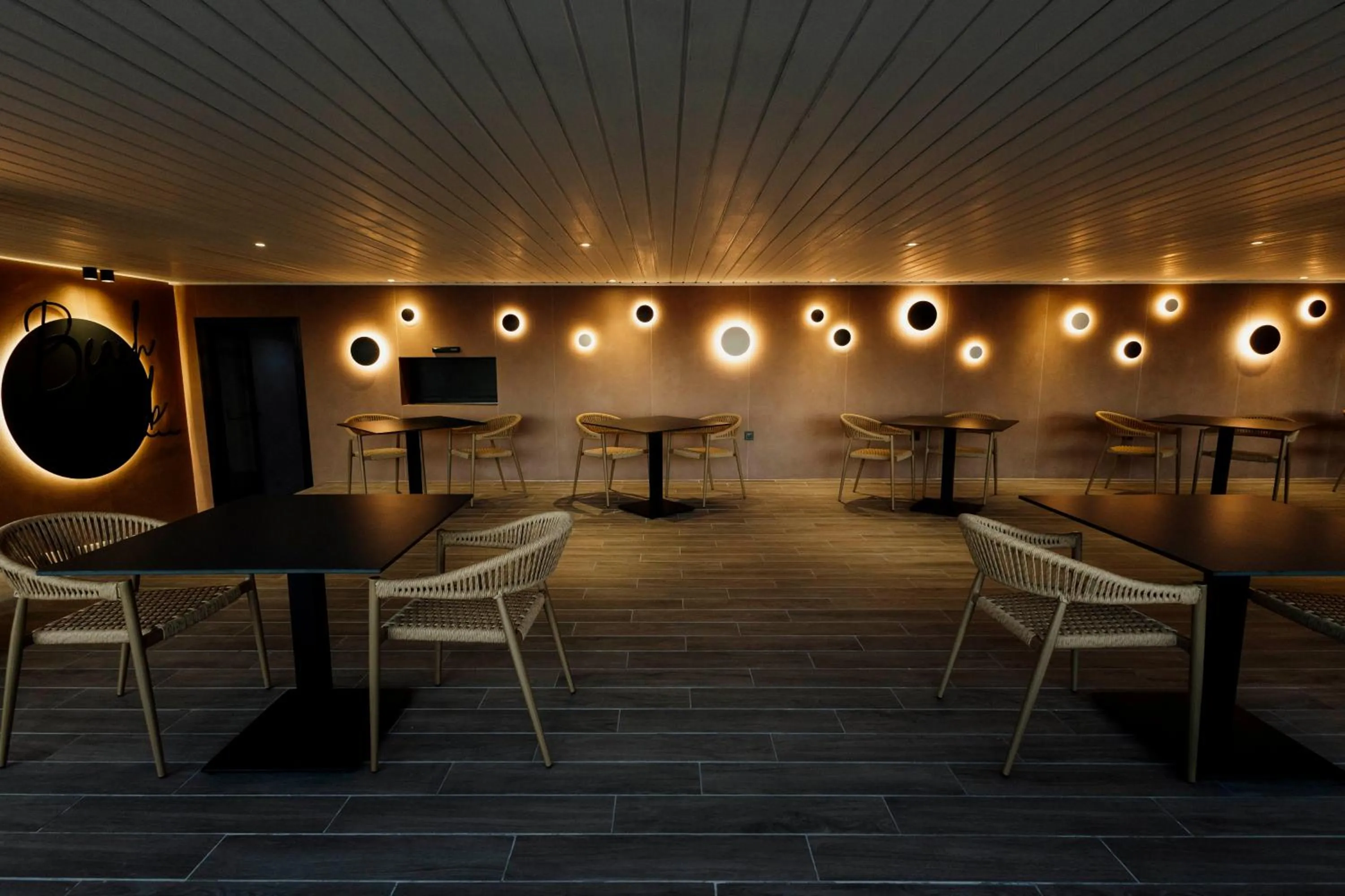 Lounge or bar in Hotel Cristina by Tigotan Las Palmas - Adults Only