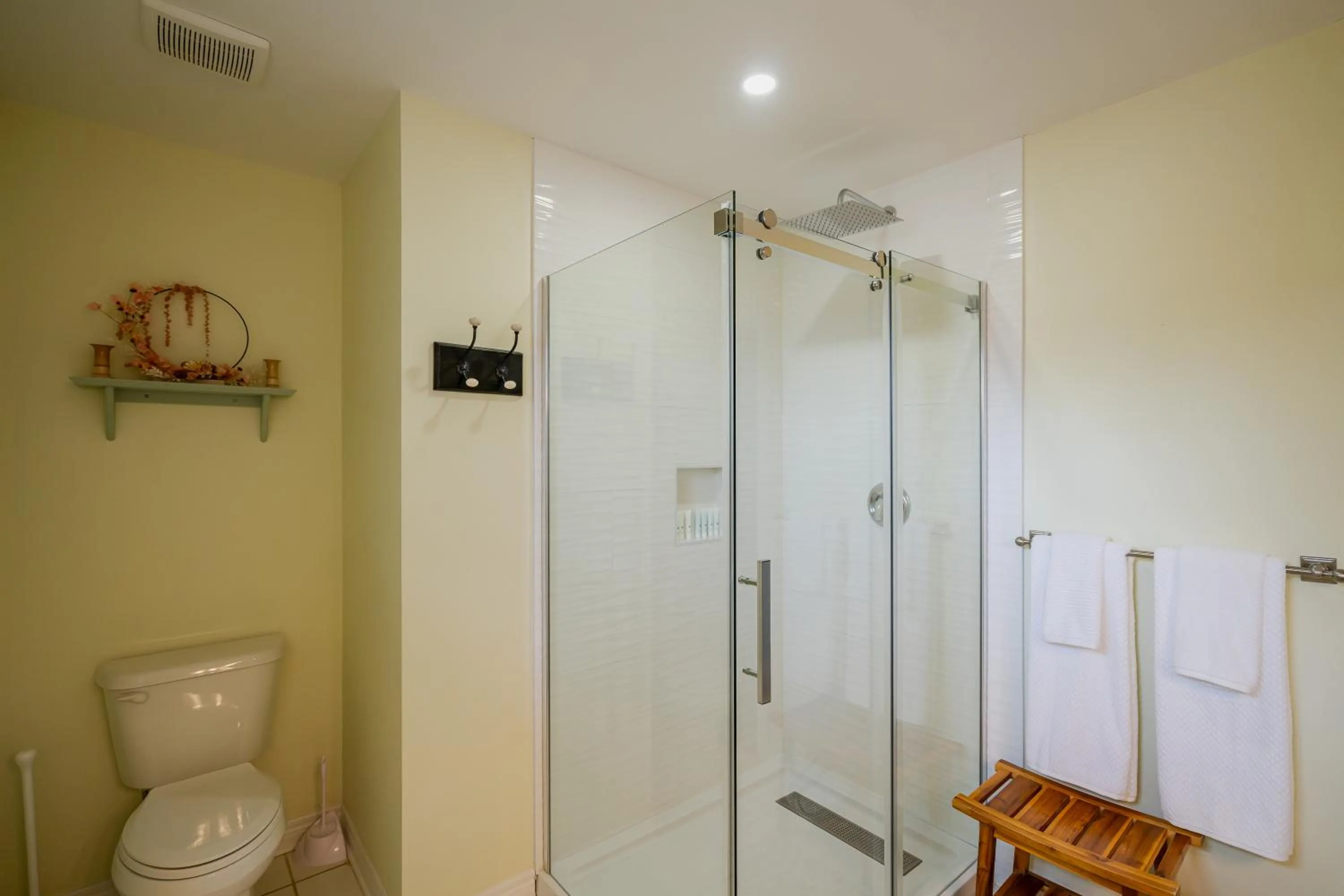 Bathroom in Old Town Country Landing