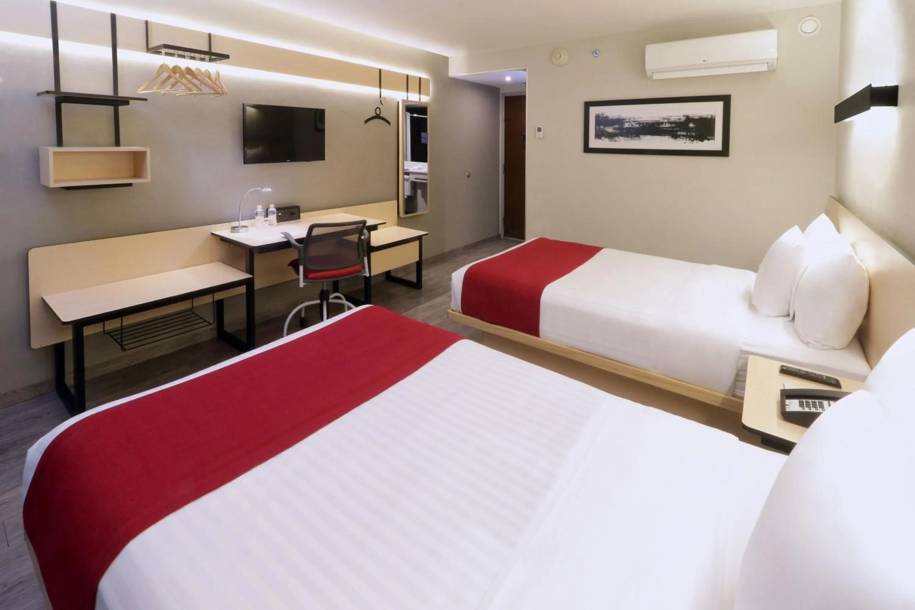Bedroom, Bed in City Express by Marriott Piedras Negras
