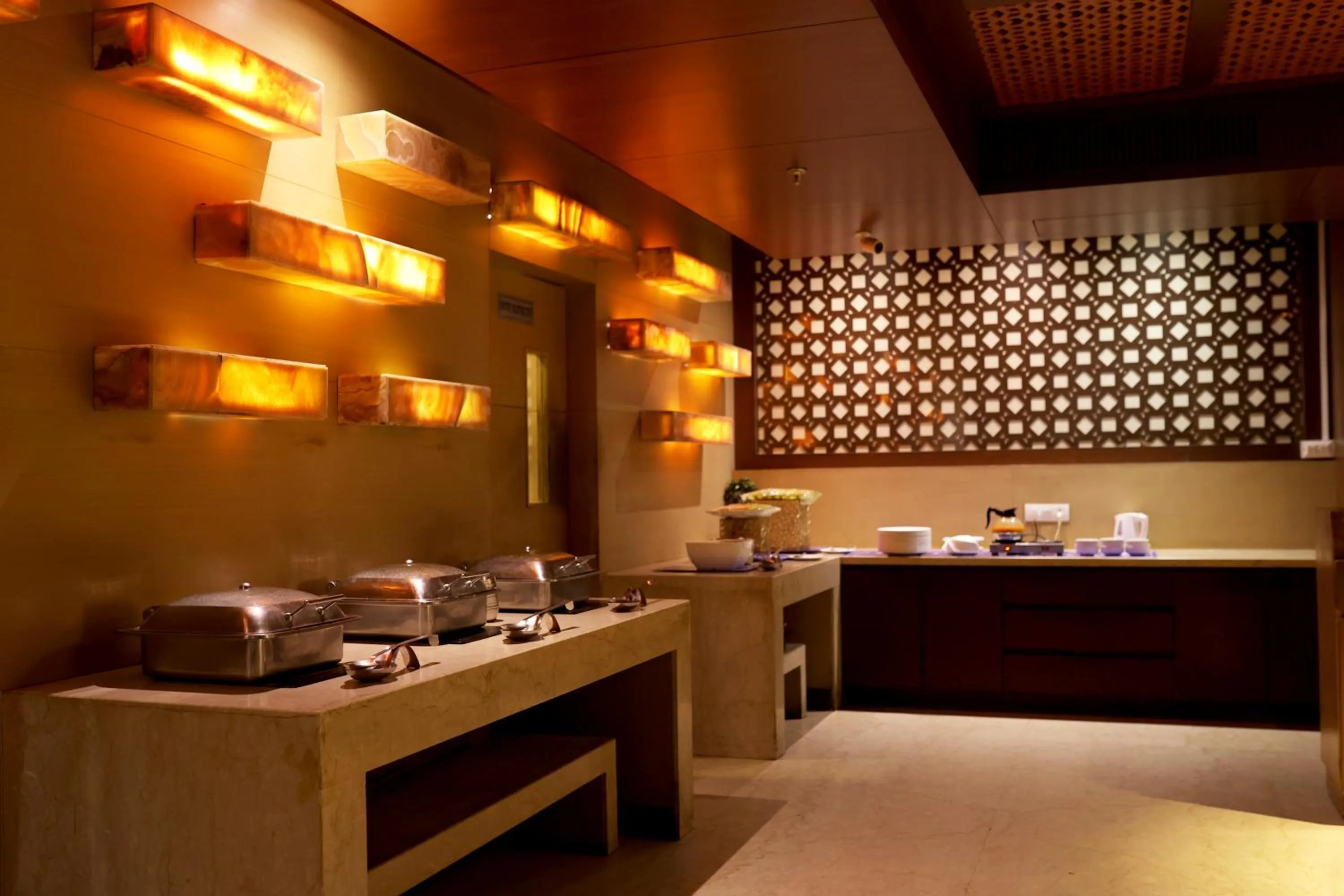 Food and drinks in Royale Lalit Hotel Jaipur