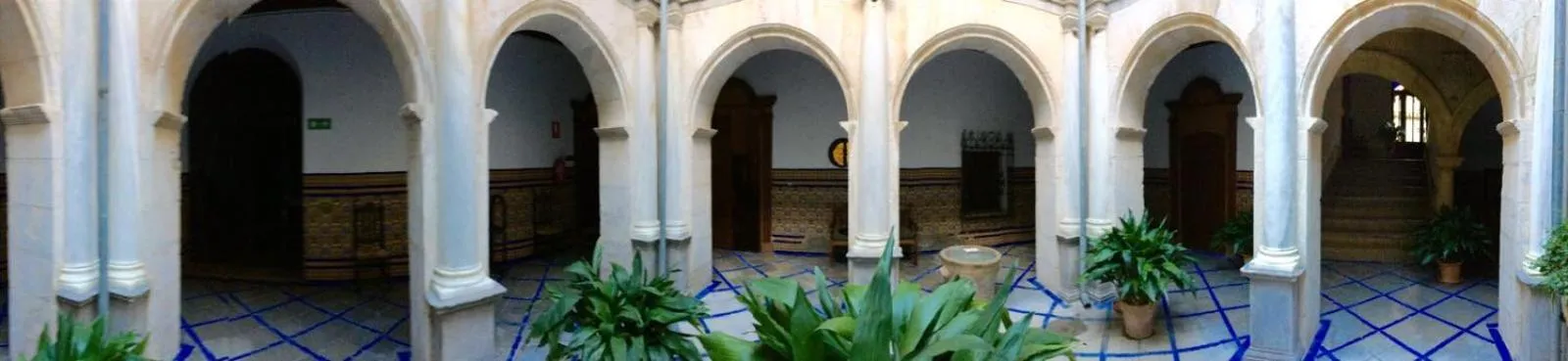 Property building in Hotel Ordóñez Sandoval