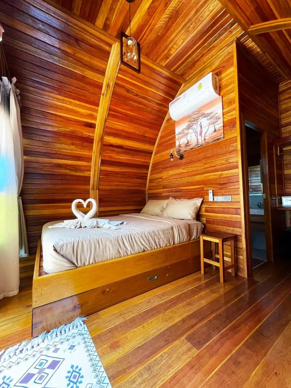 Bed in Mumsa Beach Resort & Restaurant