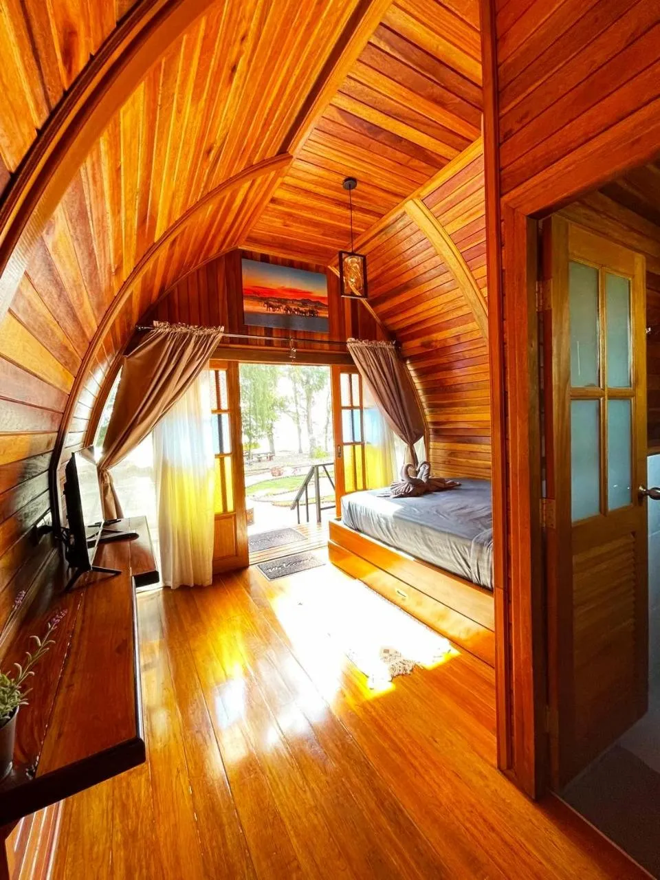 Game Room, Bed in Mumsa Beach Resort & Restaurant