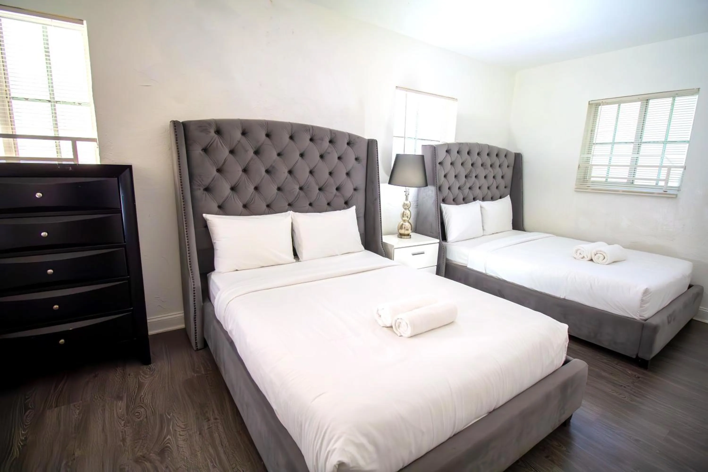 Bed in Courtyard Apartments Part of the Oasis Casita Collection