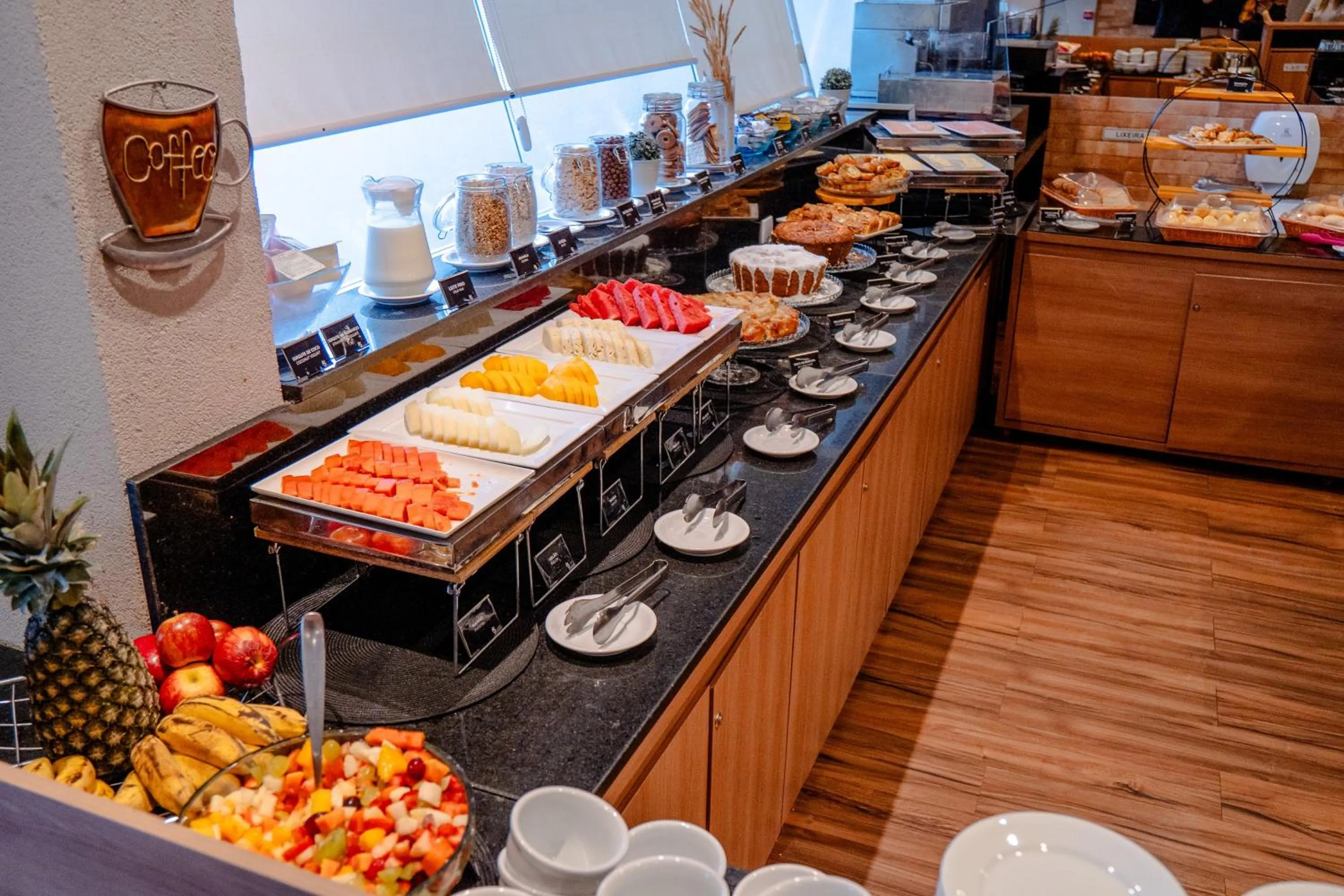 Food and drinks in i5 Hotel Águas Claras