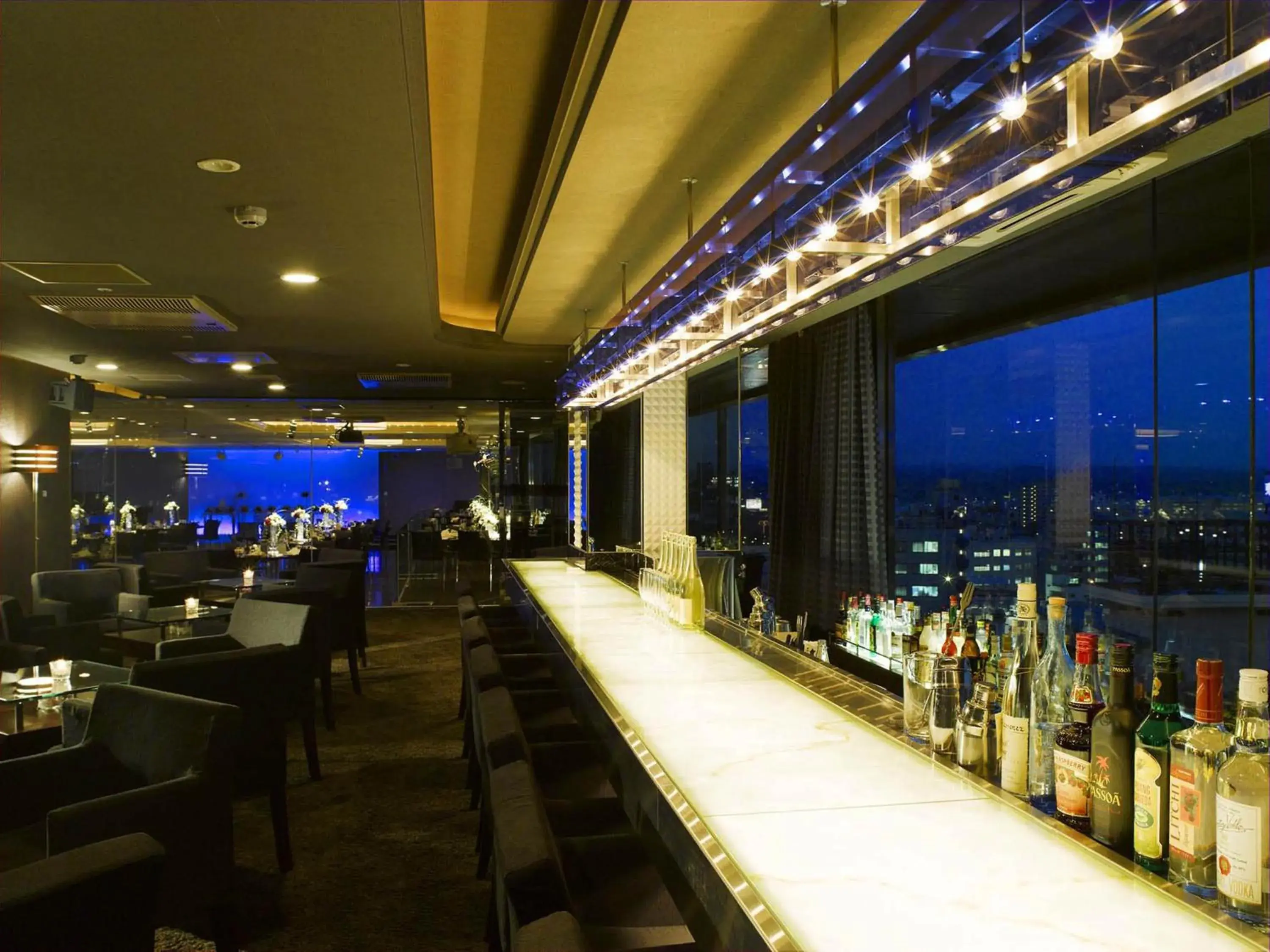 Lounge or bar in Koriyama View Hotel Lounge or bar in Koriyama View Hotel