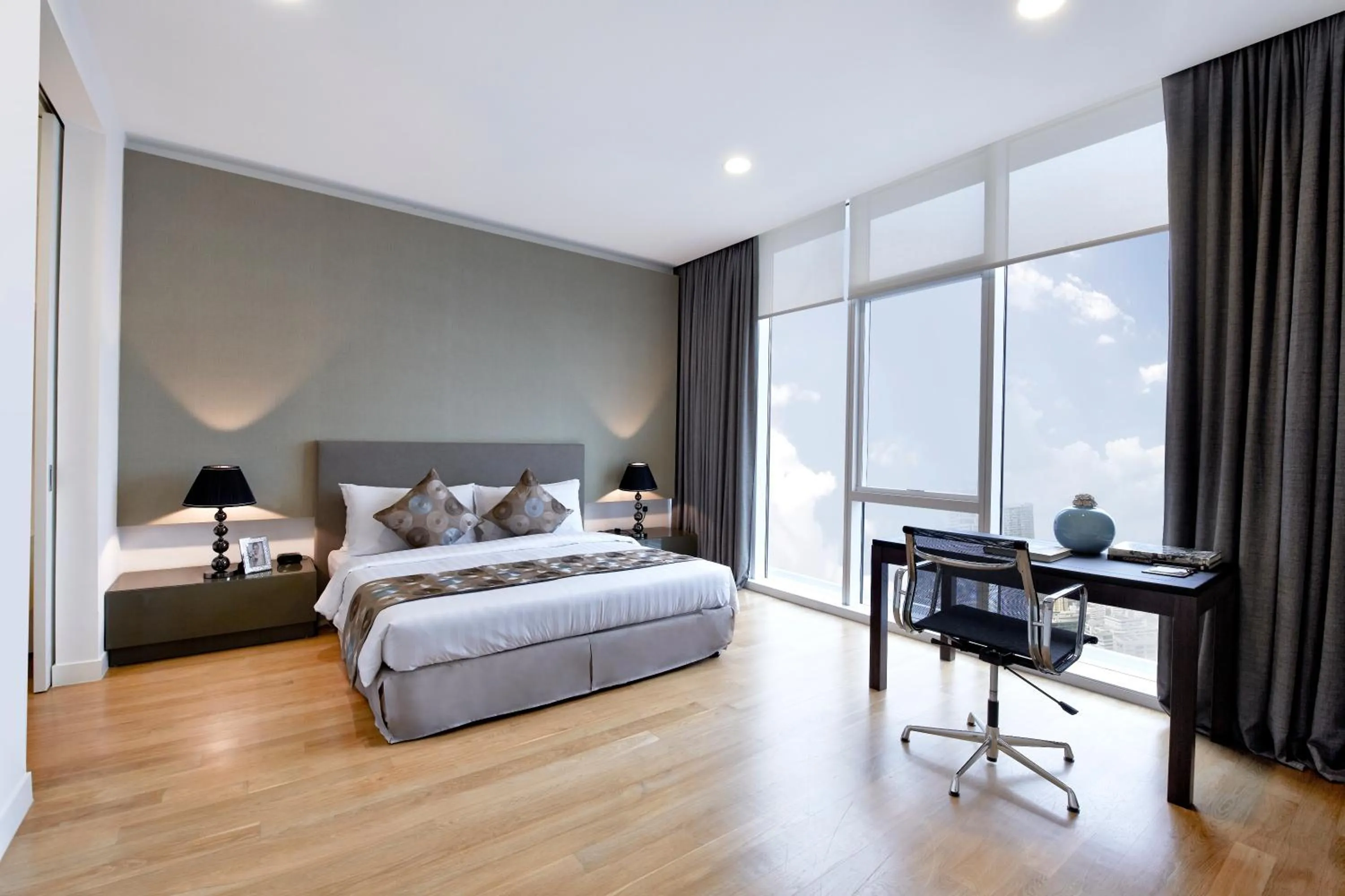 Bedroom, Bed in THE FACE Suites Hotel