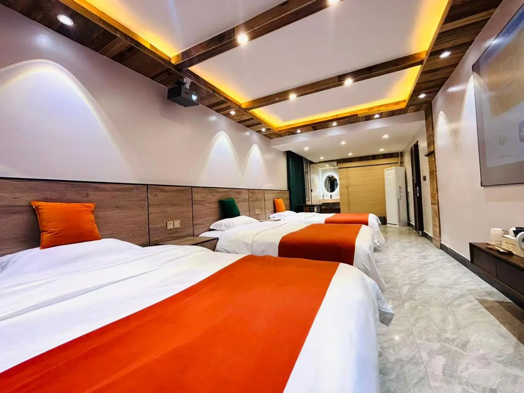 Phoenix Fuyuan Villa Riverside Hotel