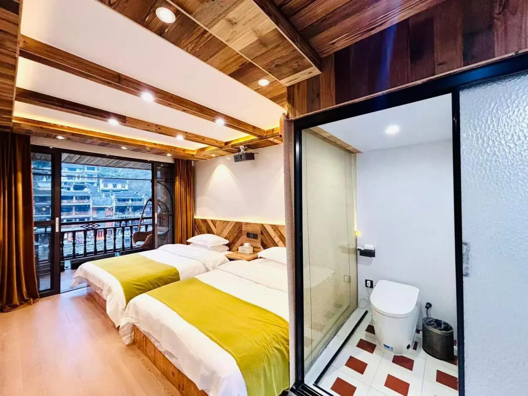 River View Deluxe Twin Room in Phoenix Fuyuan Villa Riverside Hotel River View Deluxe Twin Room in Phoenix Fuyuan Villa Riverside Hotel