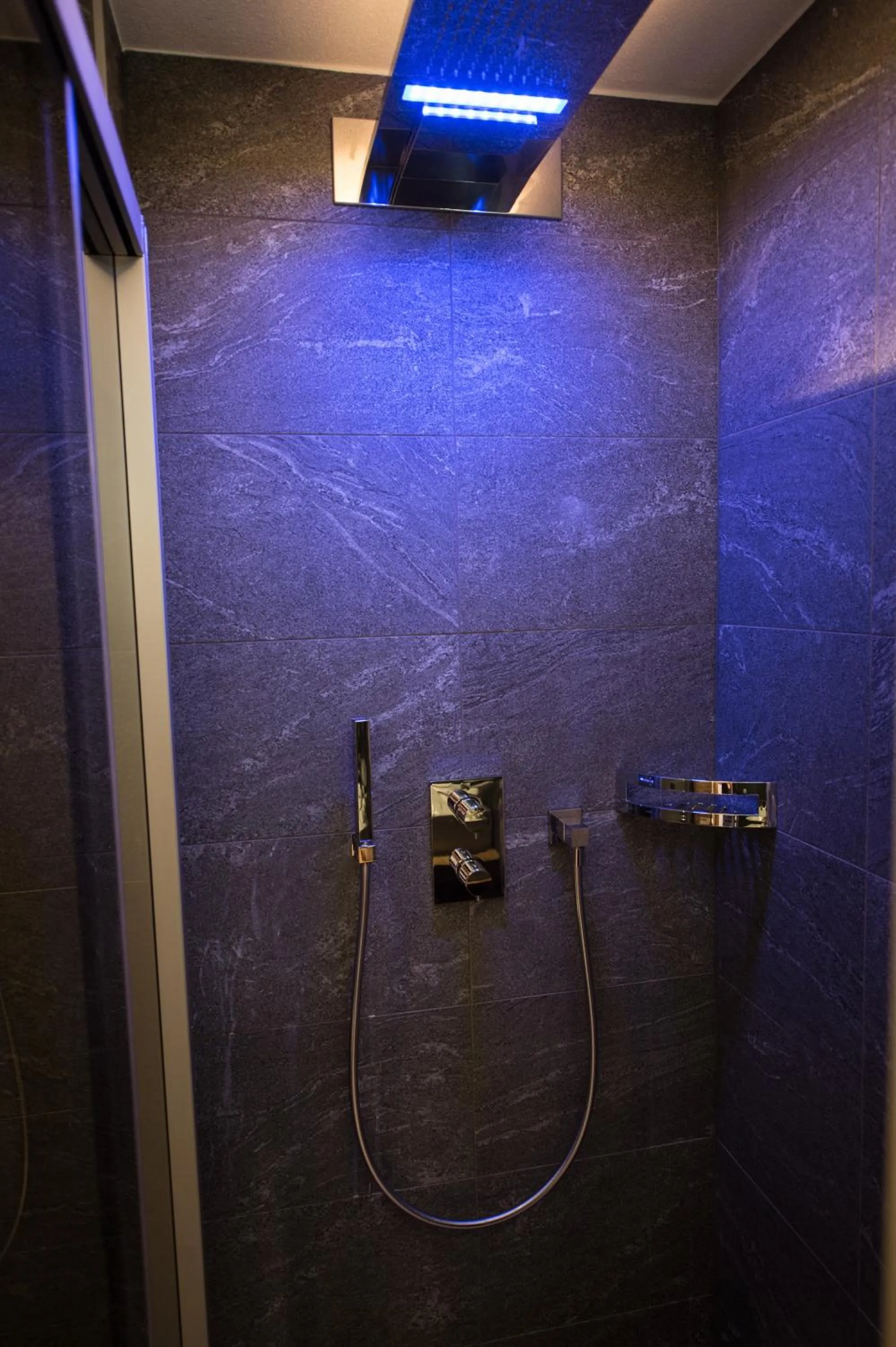 Shower in Panorama Ski Lodge