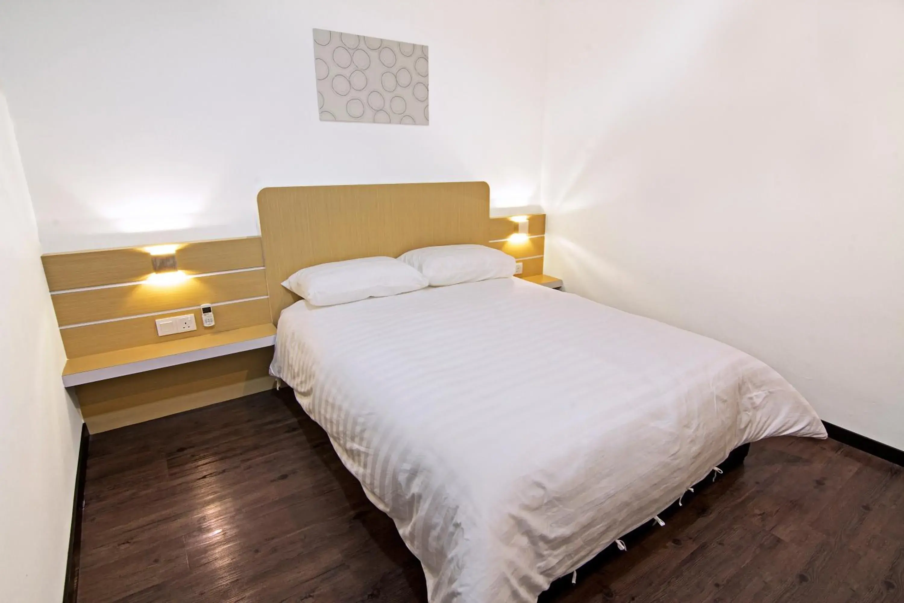 Bed in Thanks Hotel Bed in Thanks Hotel