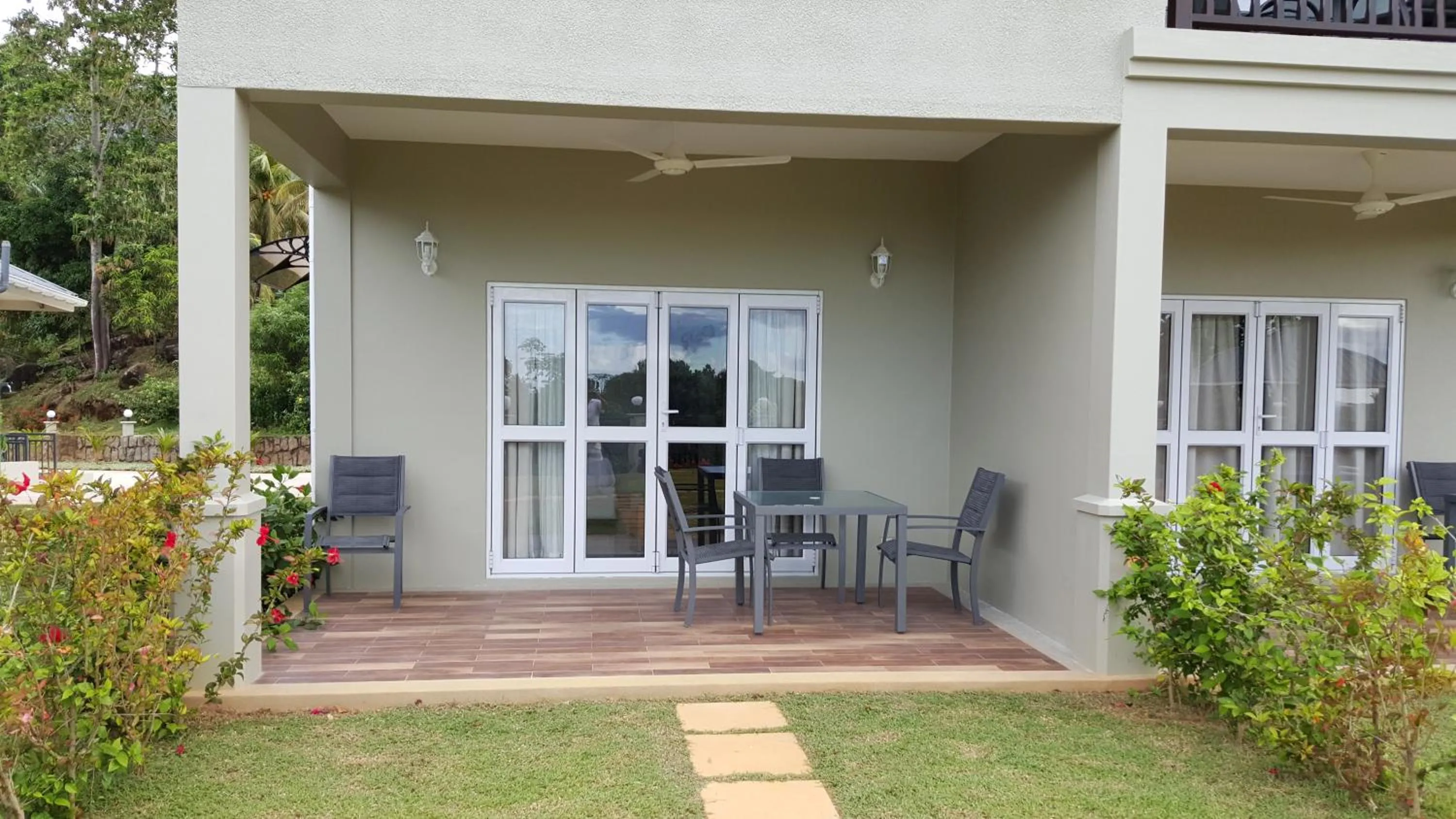 Patio in Bambous River Lodge