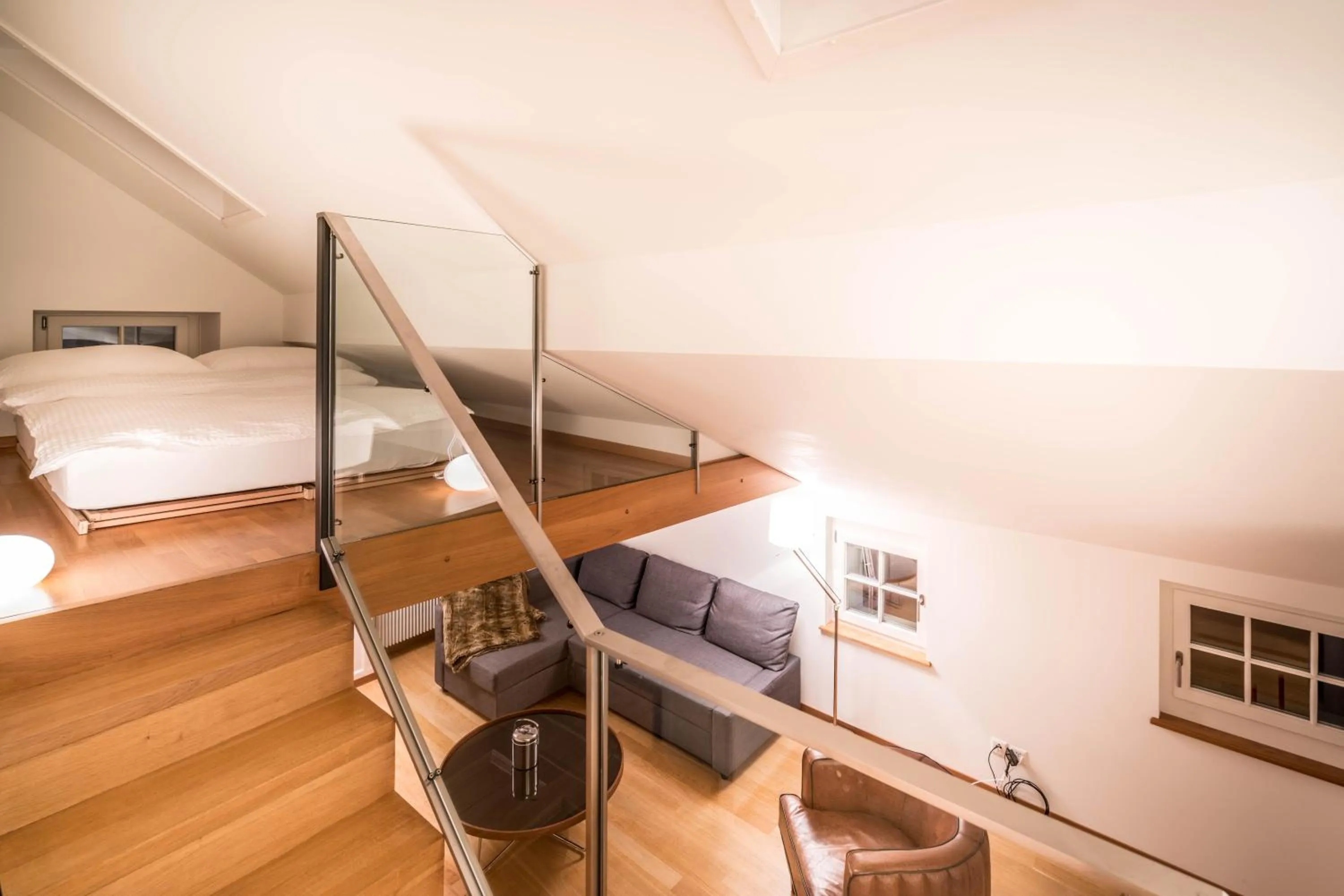 Bedroom, Bed in Lake Side Location Bellevue