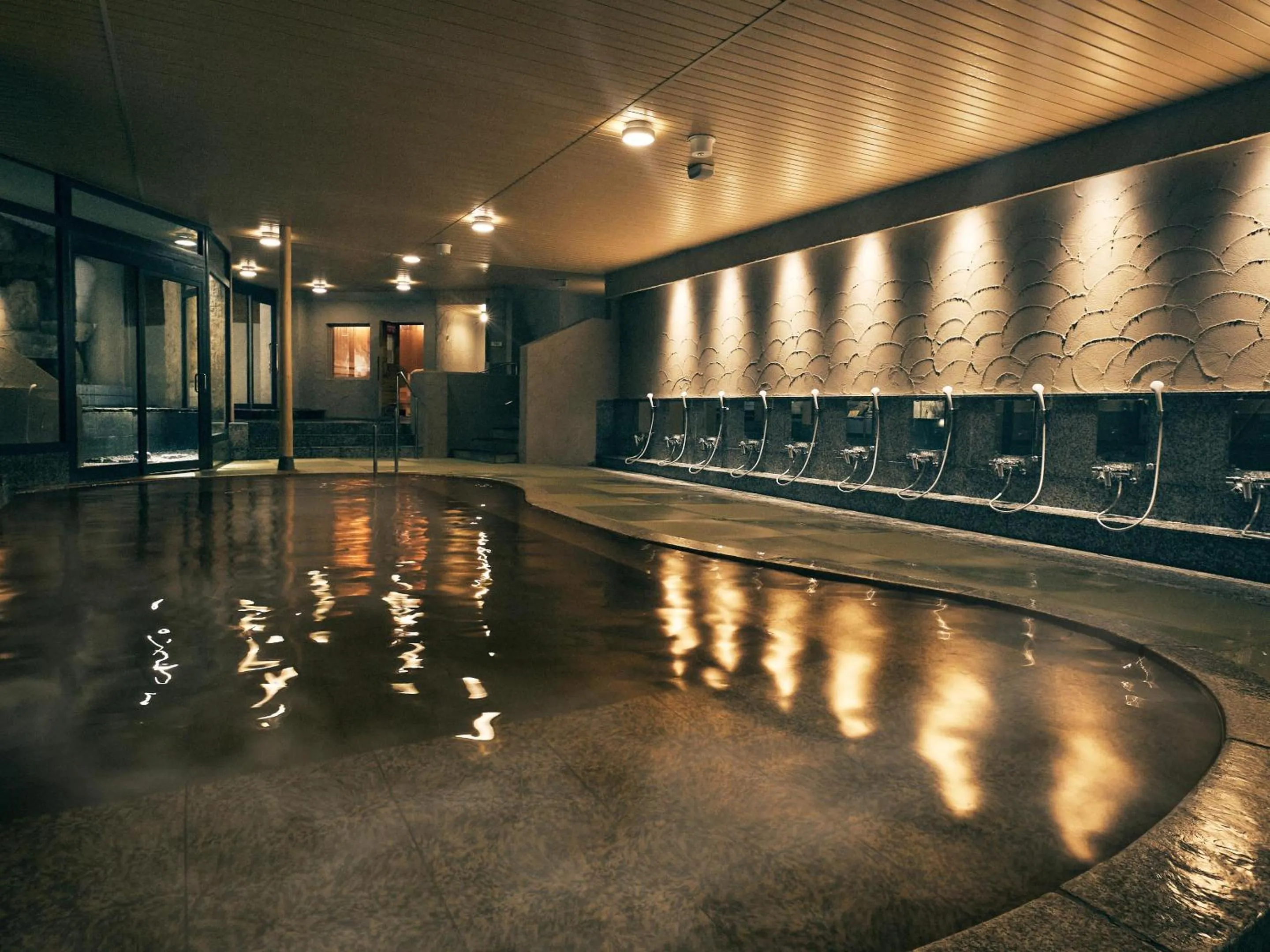 Public Bath in Ooedo Onsen Monogatari Premium Shirahama Gyoen