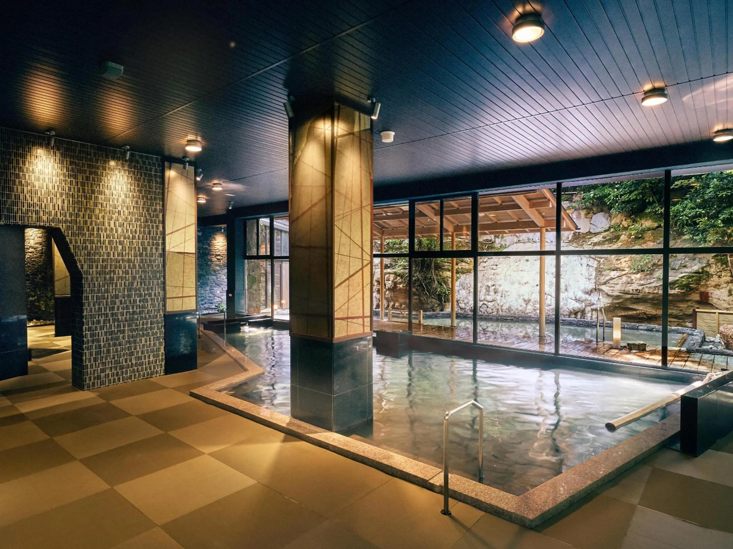 Public Bath in Ooedo Onsen Monogatari Premium Shirahama Gyoen