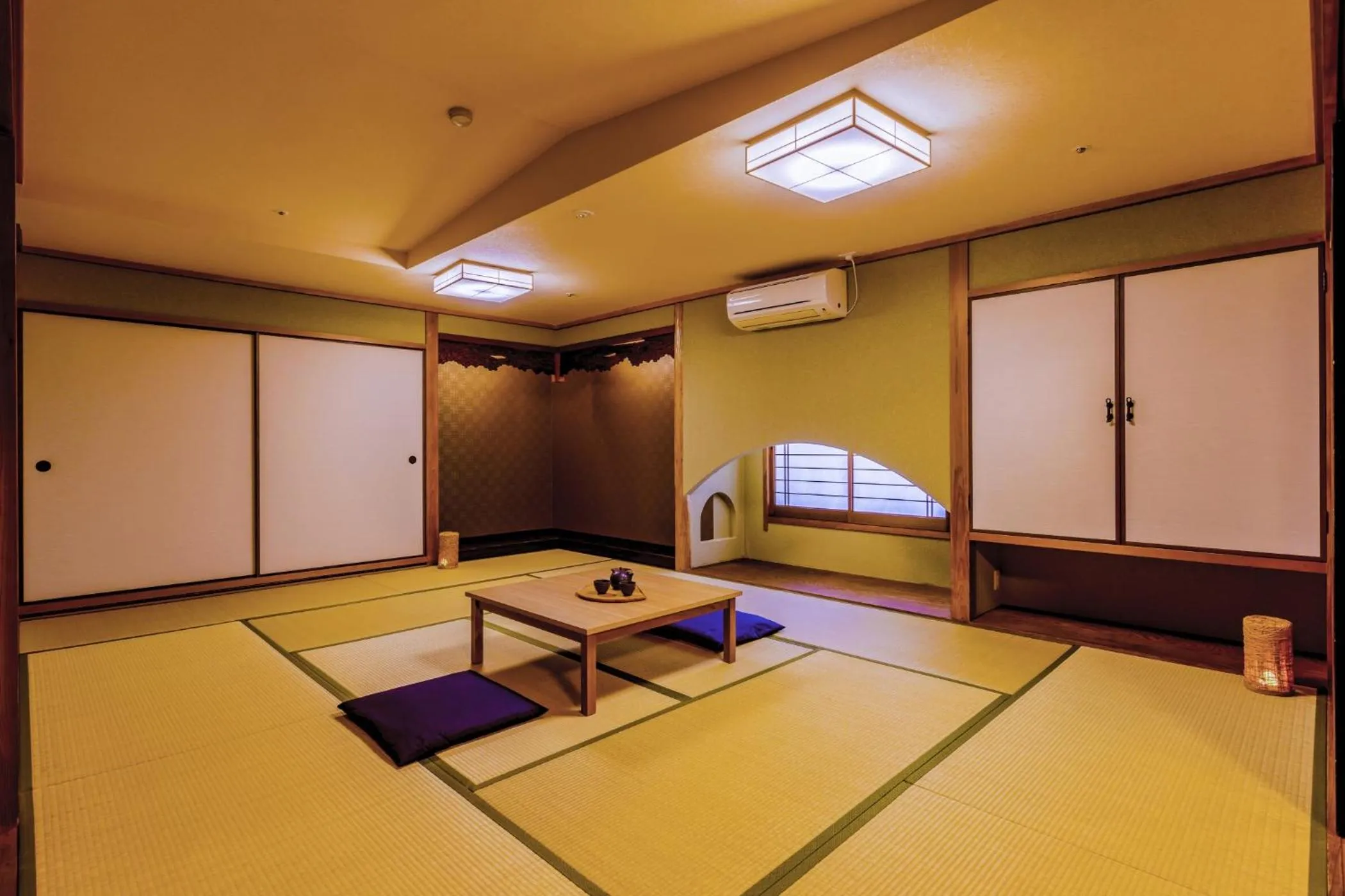 Photo of the whole room in Ooedo Onsen Monogatari Premium Shirahama Gyoen