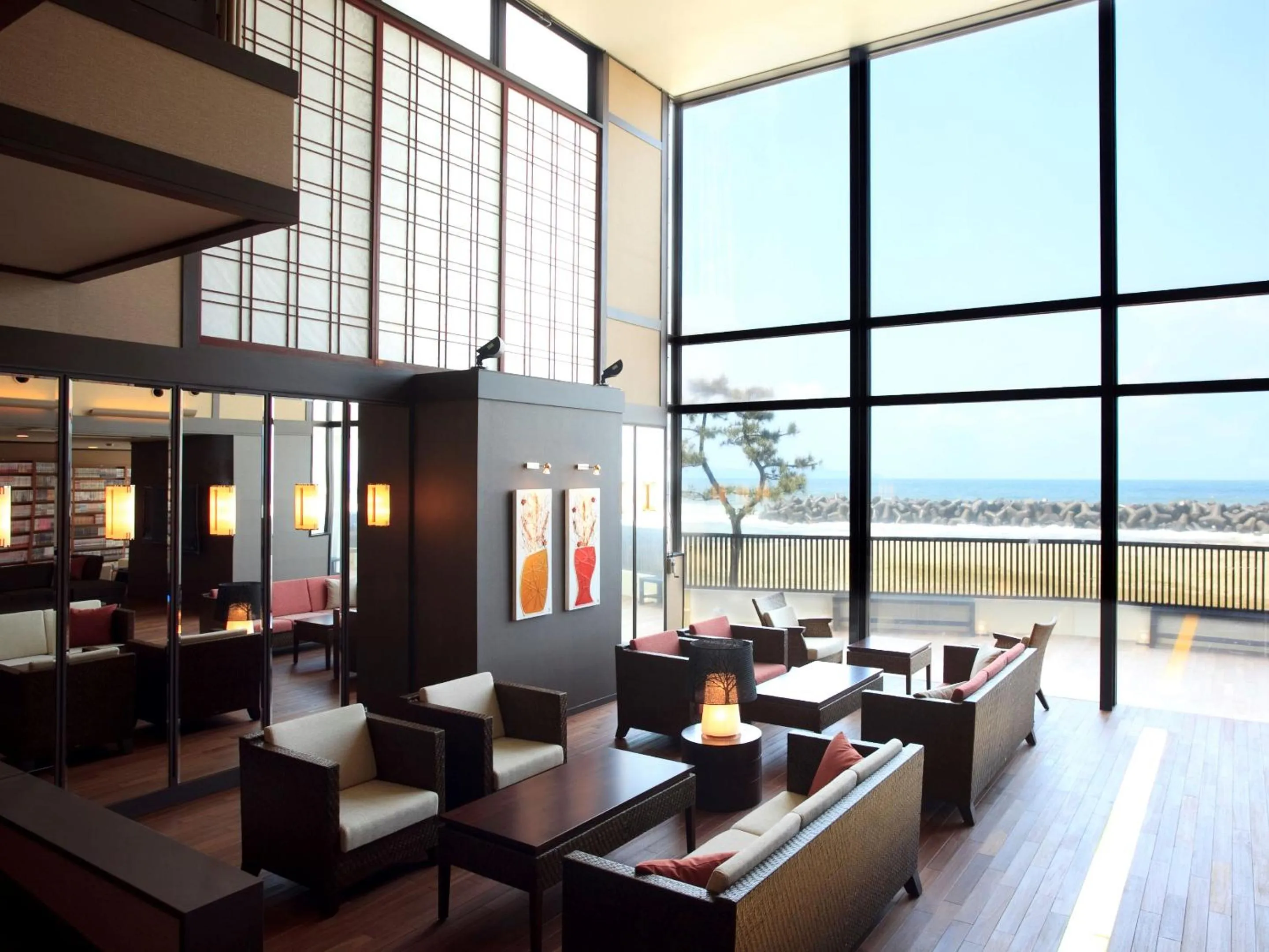 Lobby or reception in Ooedo Onsen Monogatari Kaike