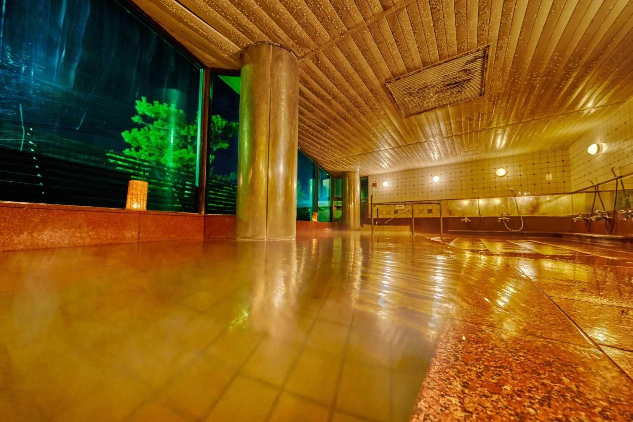 Hot Spring Bath in Ooedo Onsen Monogatari Kaike