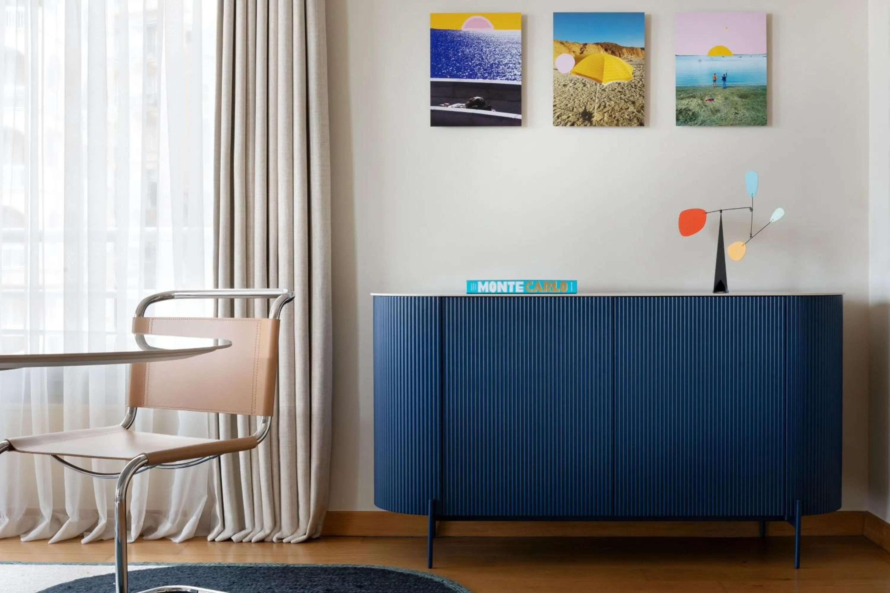 Living room in Le Méridien Beach Plaza